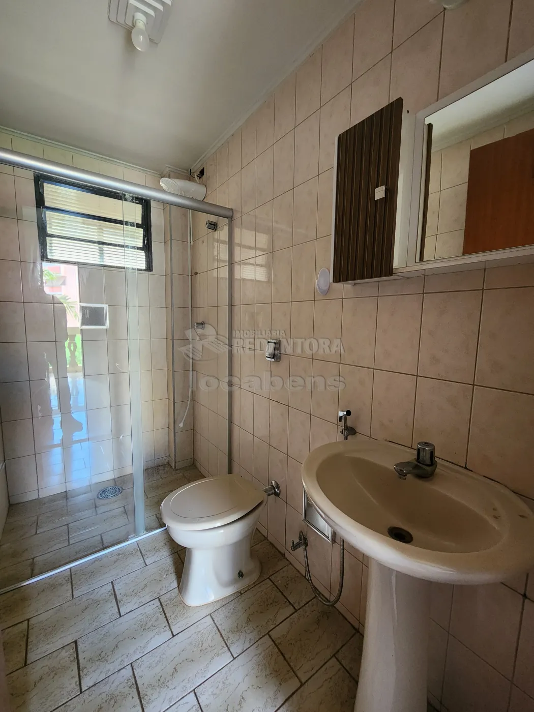Alugar Apartamento / Padrão em São José do Rio Preto R$ 1.100,00 - Foto 12