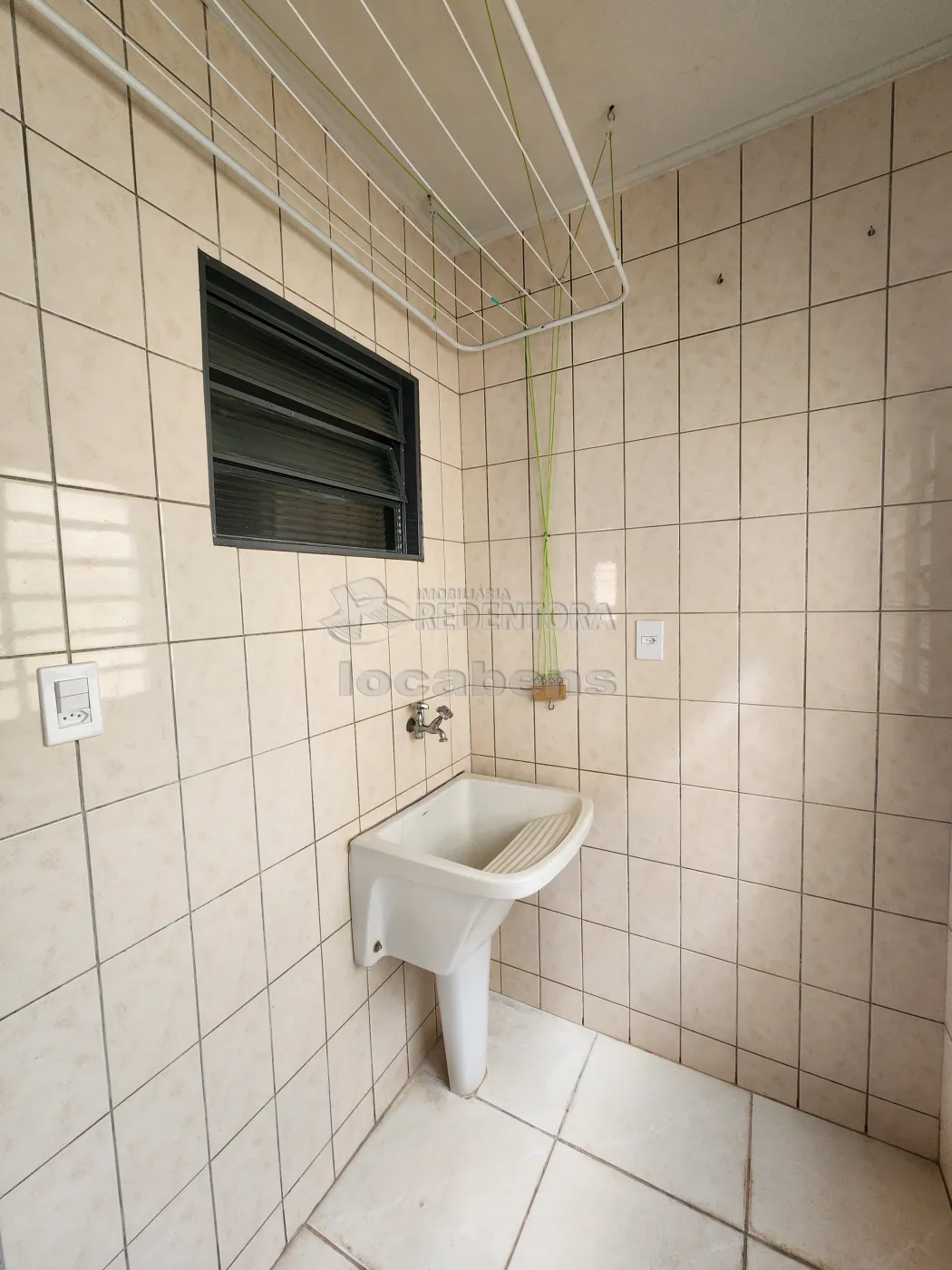 Alugar Apartamento / Padrão em São José do Rio Preto R$ 1.100,00 - Foto 13