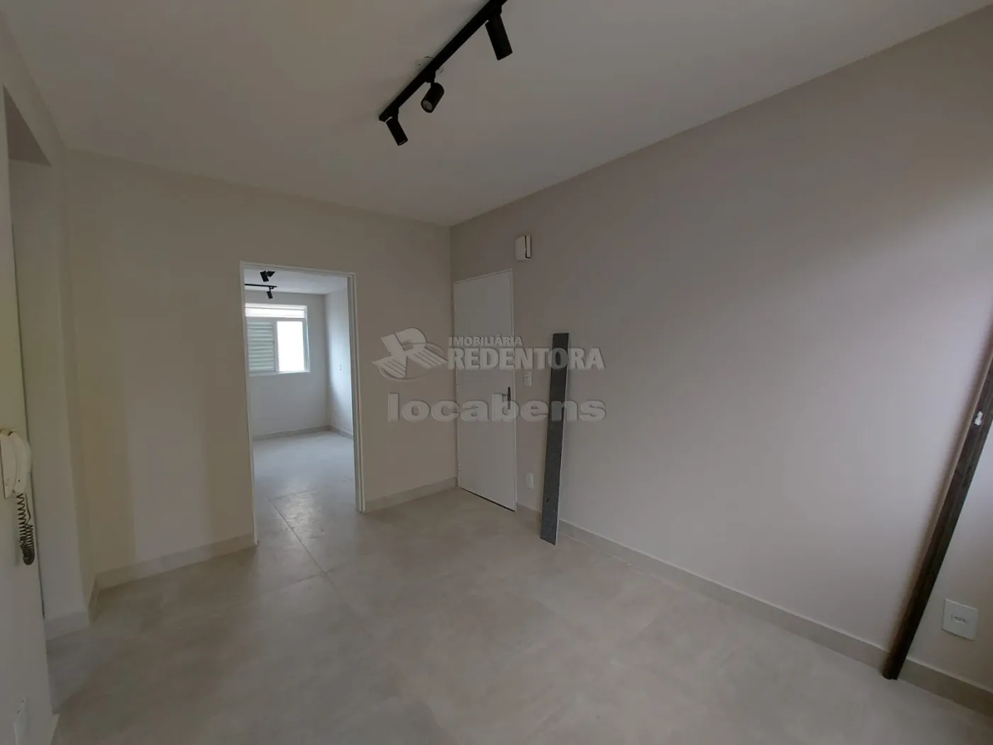 Alugar Apartamento / Padrão em São José do Rio Preto R$ 1.100,00 - Foto 2