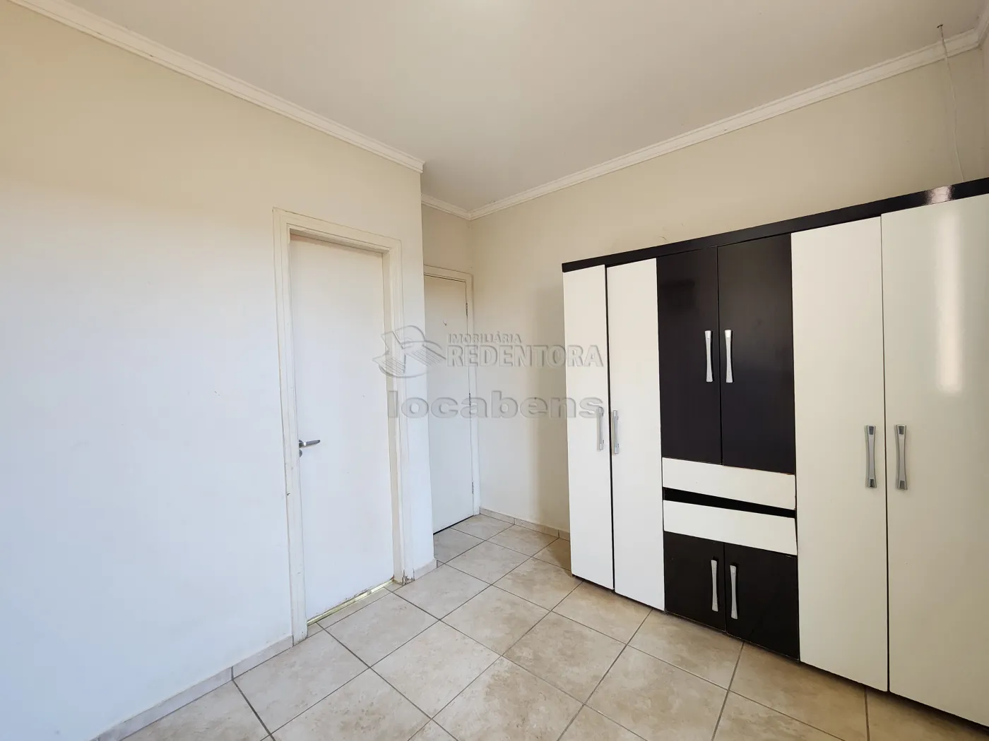 Alugar Casa / Condomínio em São José do Rio Preto R$ 1.300,00 - Foto 12