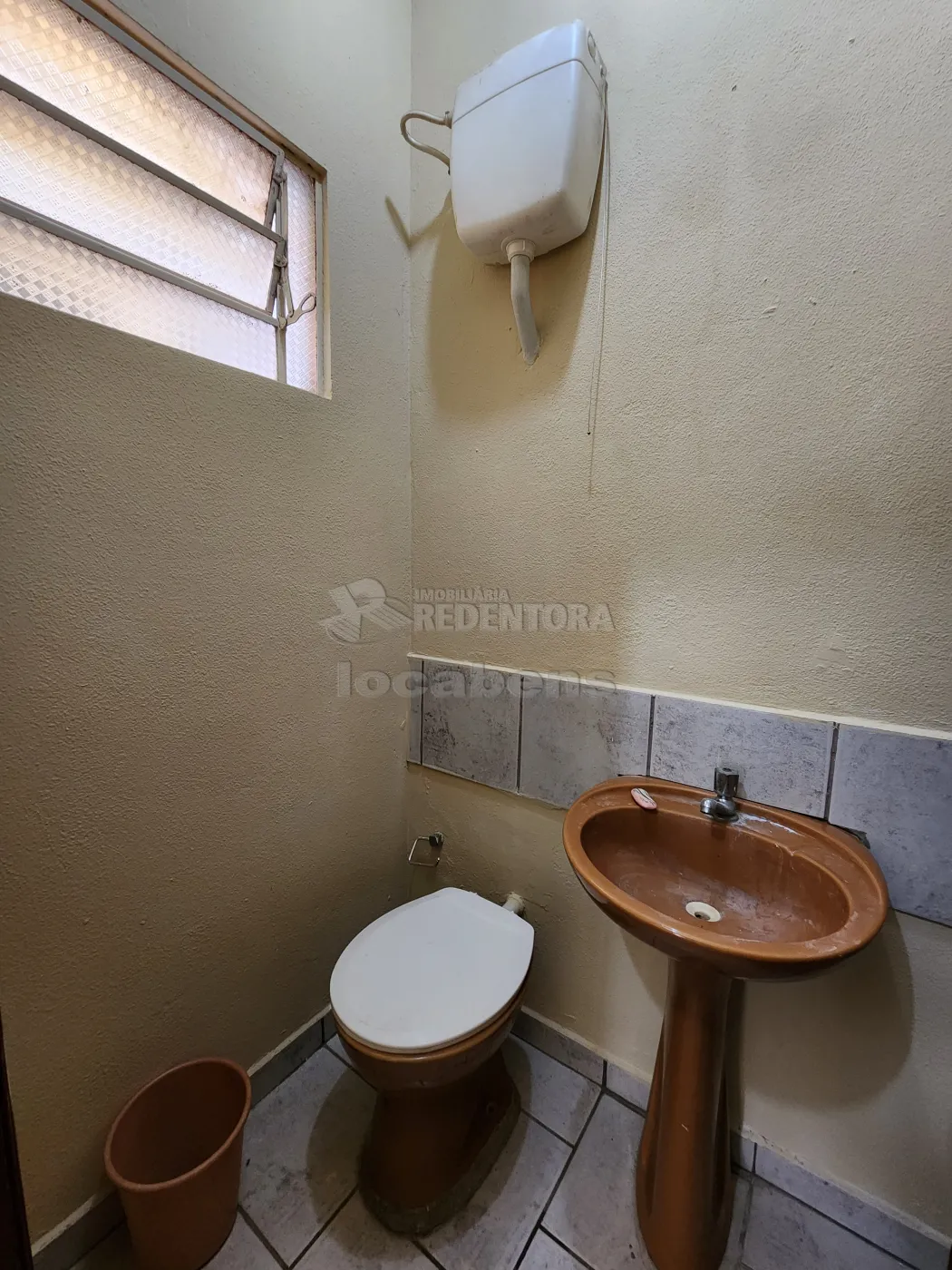 Alugar Comercial / Sala em São José do Rio Preto R$ 850,00 - Foto 4