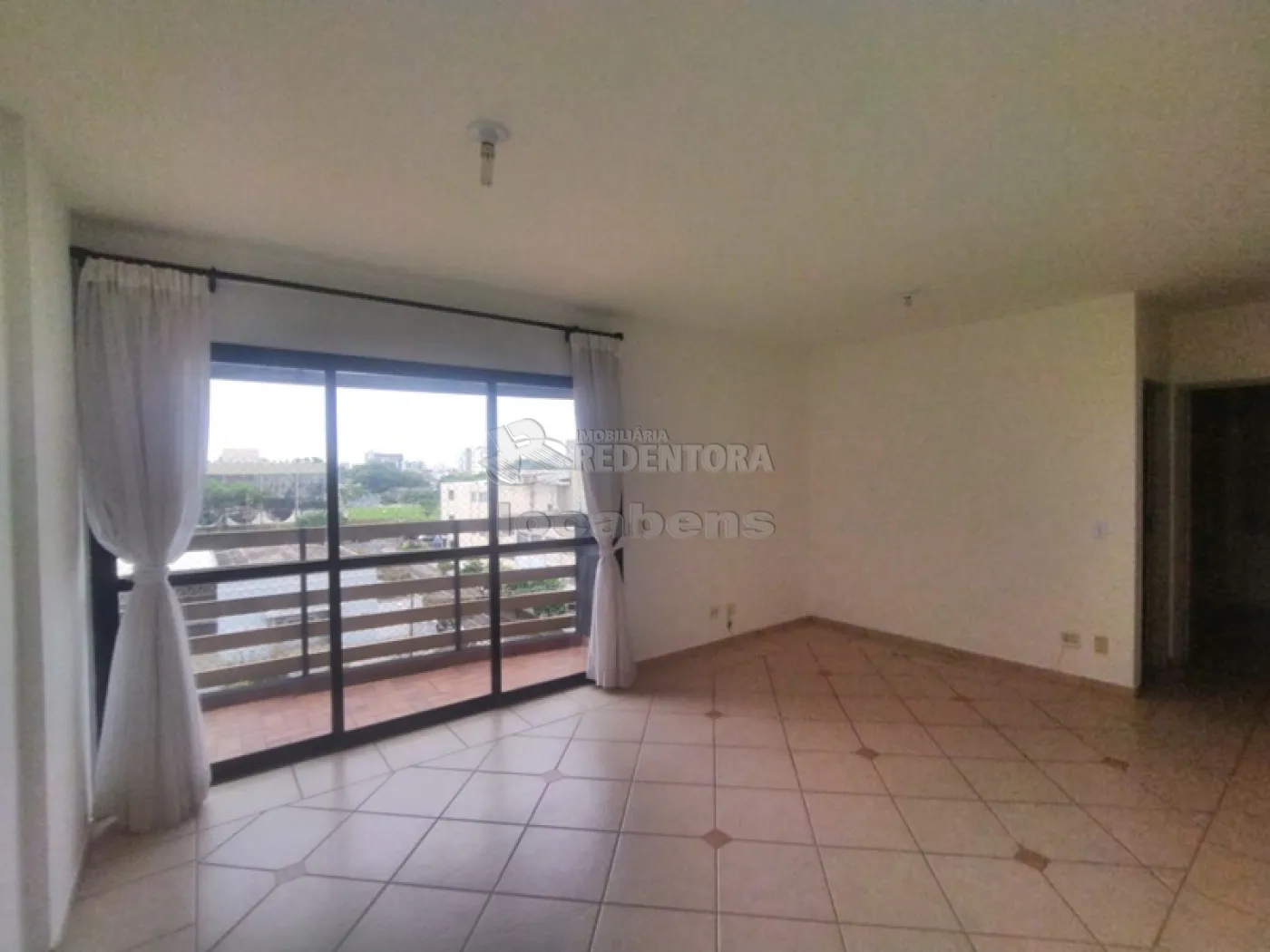 Alugar Apartamento / Padrão em São José do Rio Preto R$ 1.600,00 - Foto 2