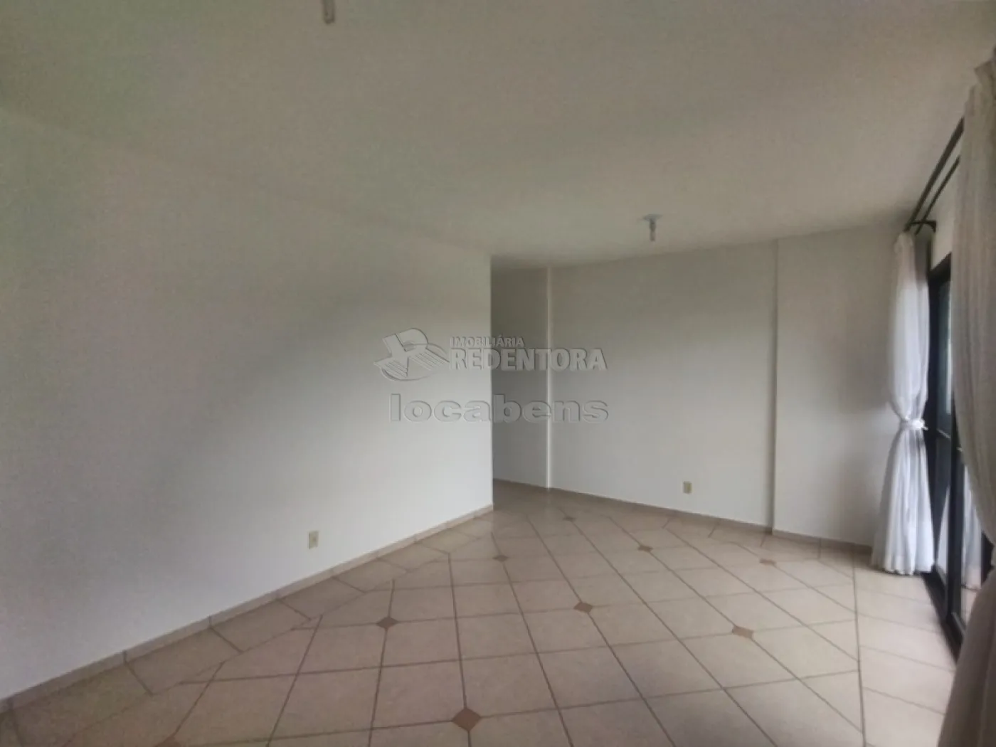 Alugar Apartamento / Padrão em São José do Rio Preto R$ 1.600,00 - Foto 3