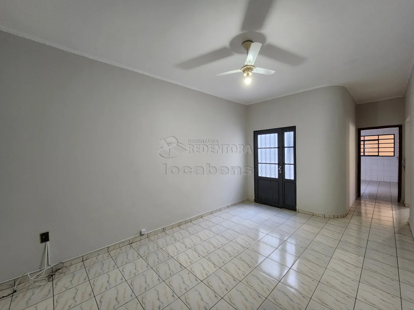 Alugar Casa / Padrão em São José do Rio Preto R$ 2.400,00 - Foto 4