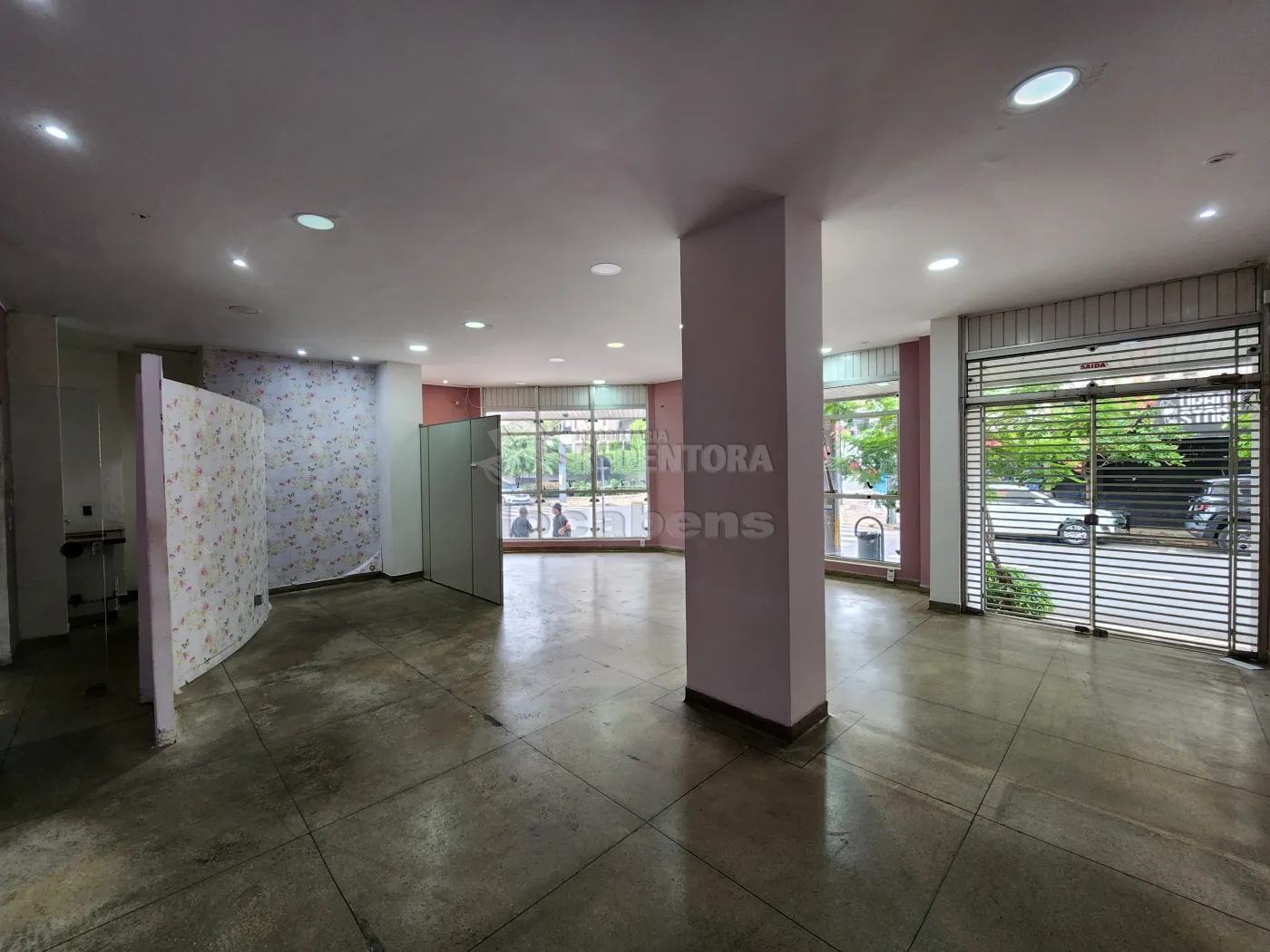 Alugar Comercial / Salão em São José do Rio Preto R$ 1.300,00 - Foto 2