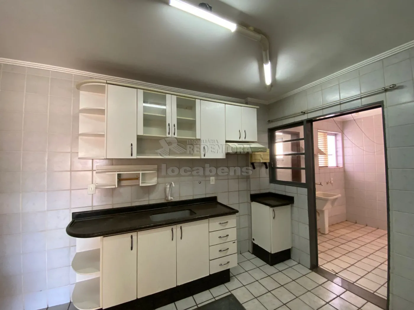 Alugar Apartamento / Padrão em São José do Rio Preto R$ 1.600,00 - Foto 1