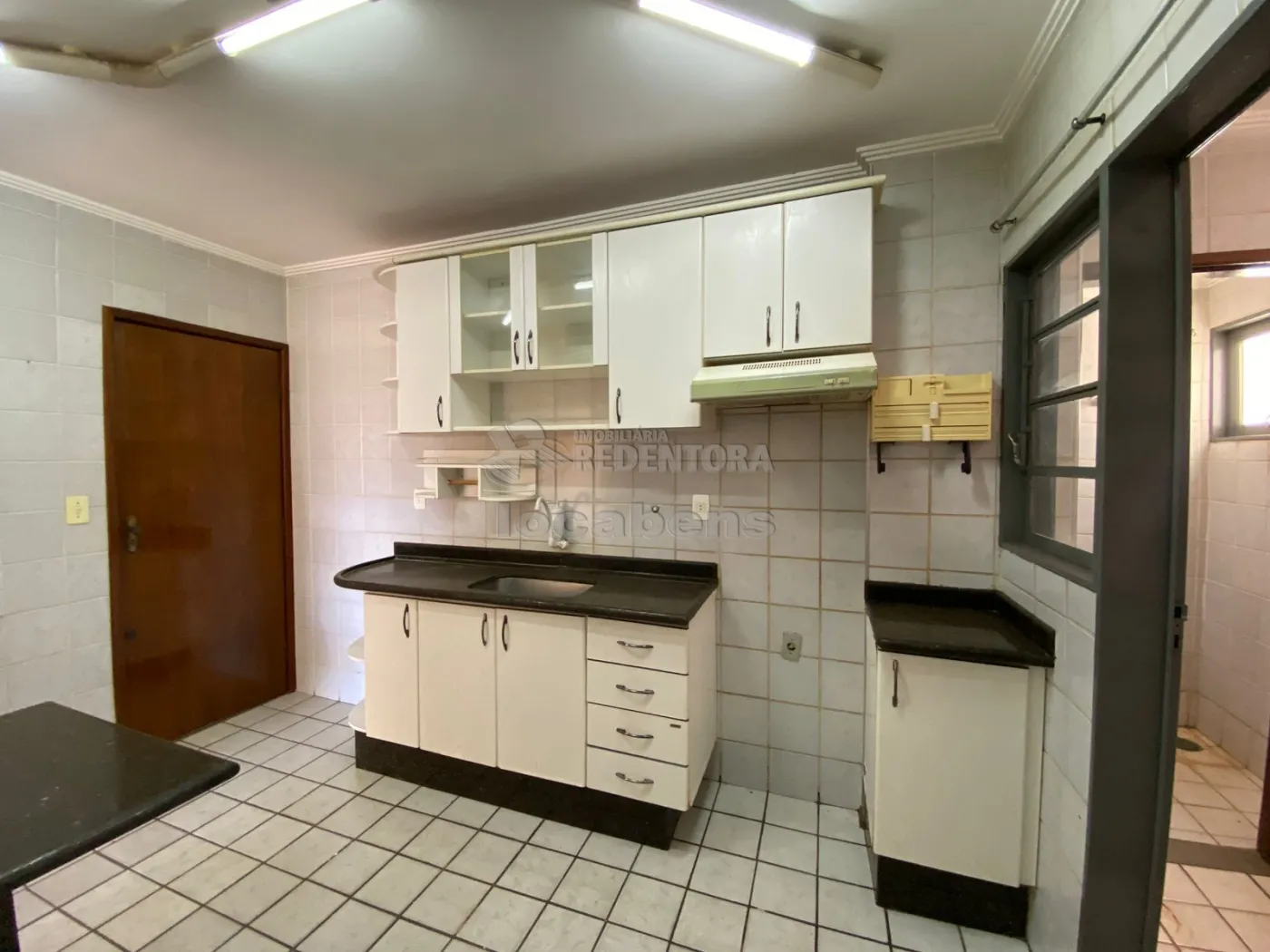Alugar Apartamento / Padrão em São José do Rio Preto R$ 1.600,00 - Foto 4