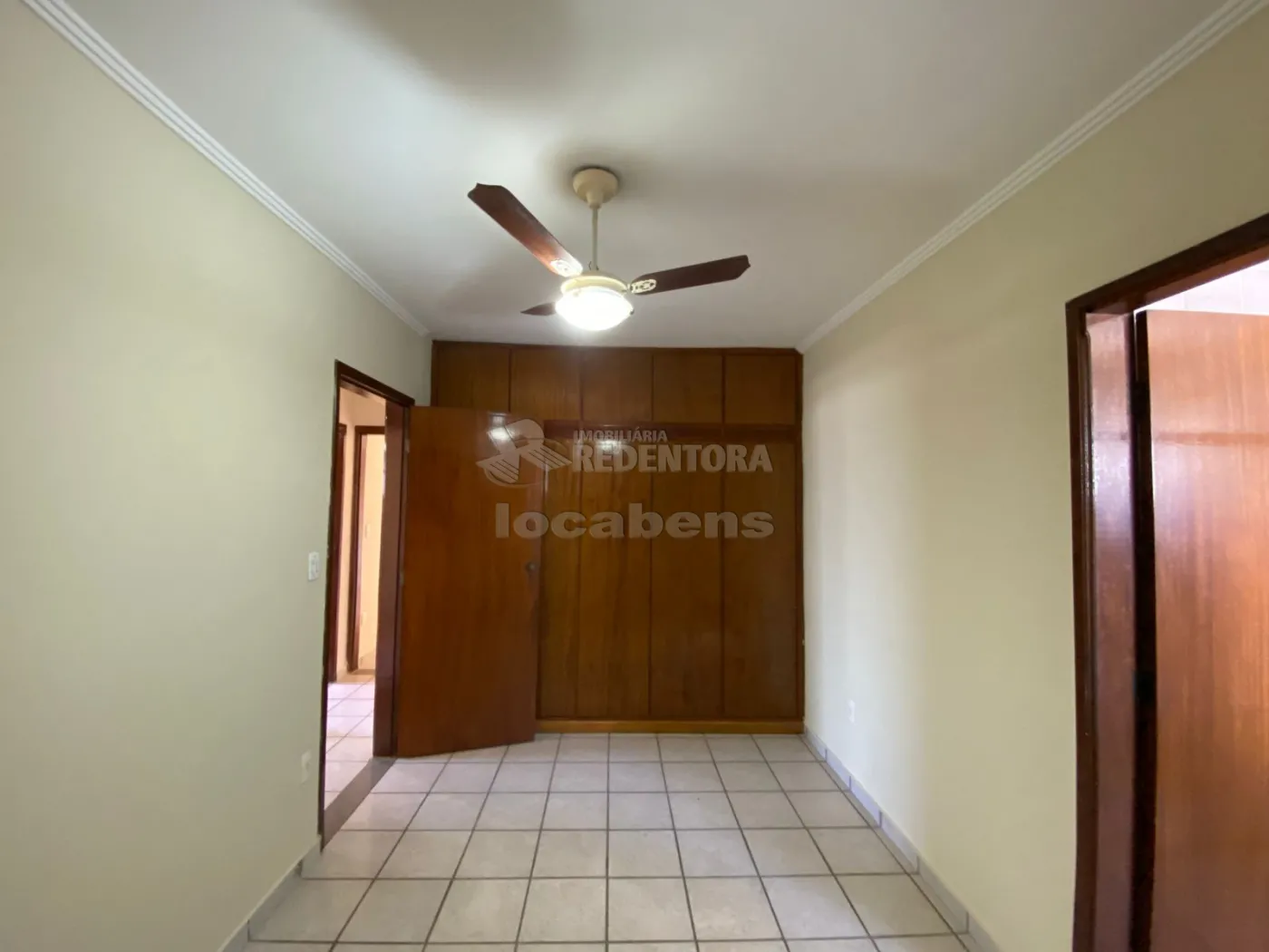 Alugar Apartamento / Padrão em São José do Rio Preto R$ 1.600,00 - Foto 12