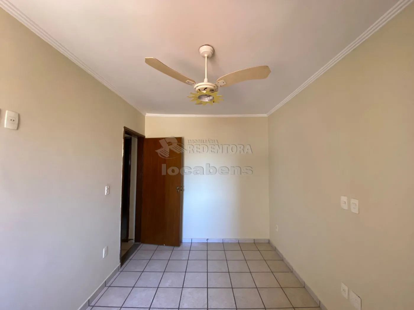 Alugar Apartamento / Padrão em São José do Rio Preto R$ 1.600,00 - Foto 15