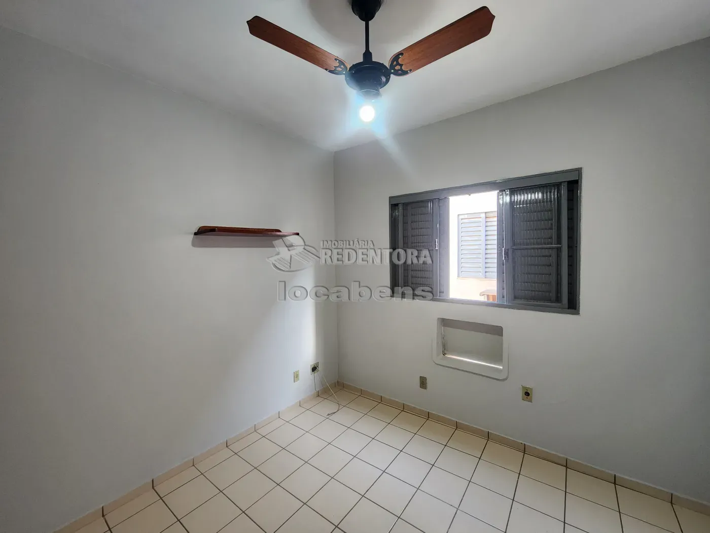 Alugar Apartamento / Padrão em São José do Rio Preto R$ 1.100,00 - Foto 7