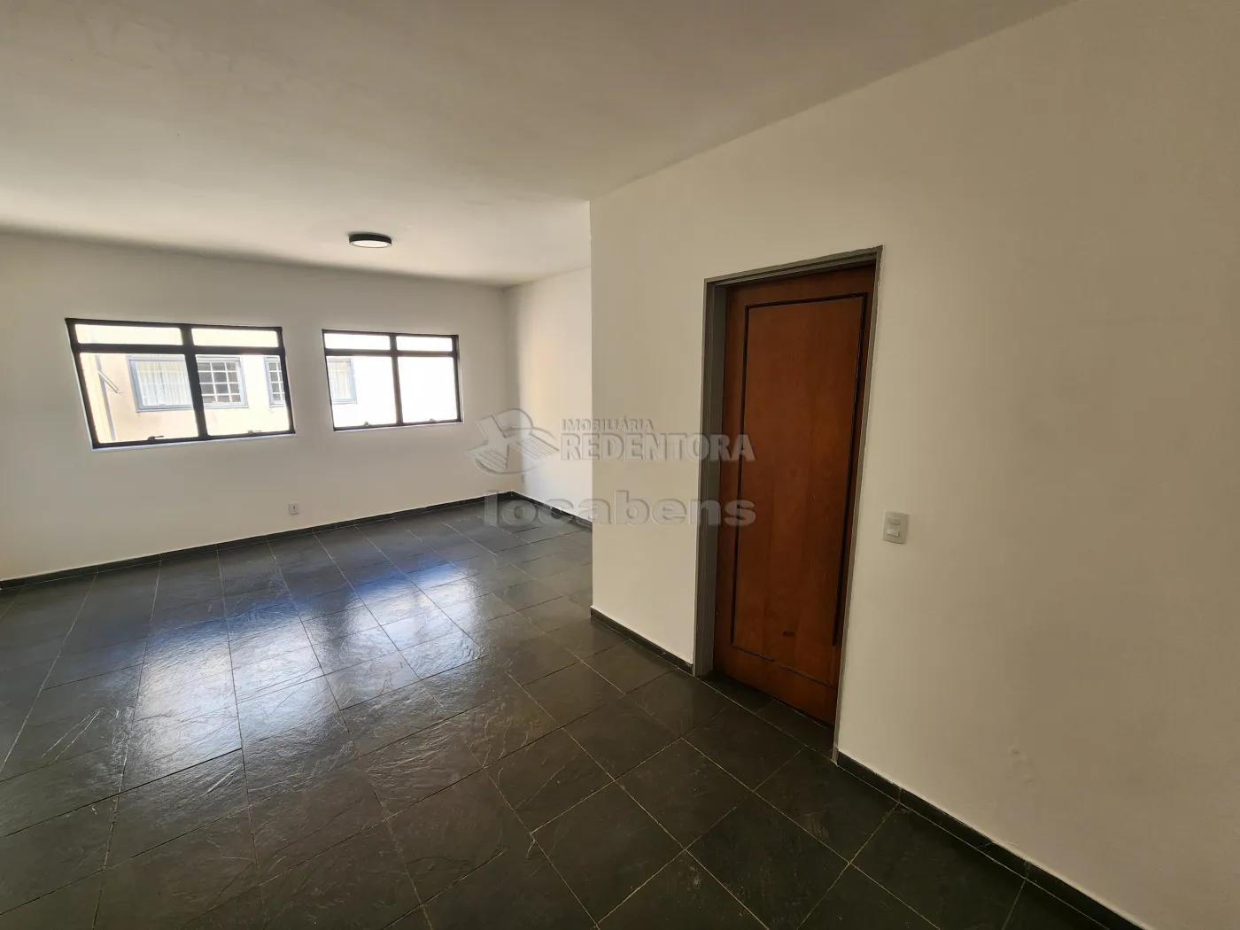 Alugar Apartamento / Padrão em São José do Rio Preto R$ 1.300,00 - Foto 1