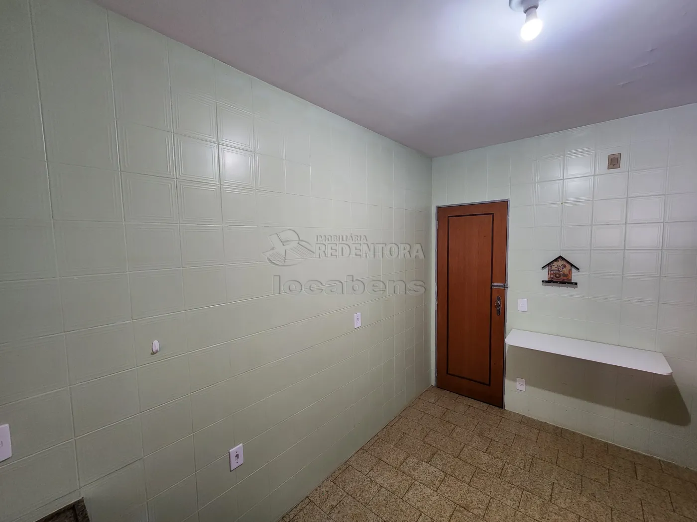 Alugar Apartamento / Padrão em São José do Rio Preto R$ 1.300,00 - Foto 4