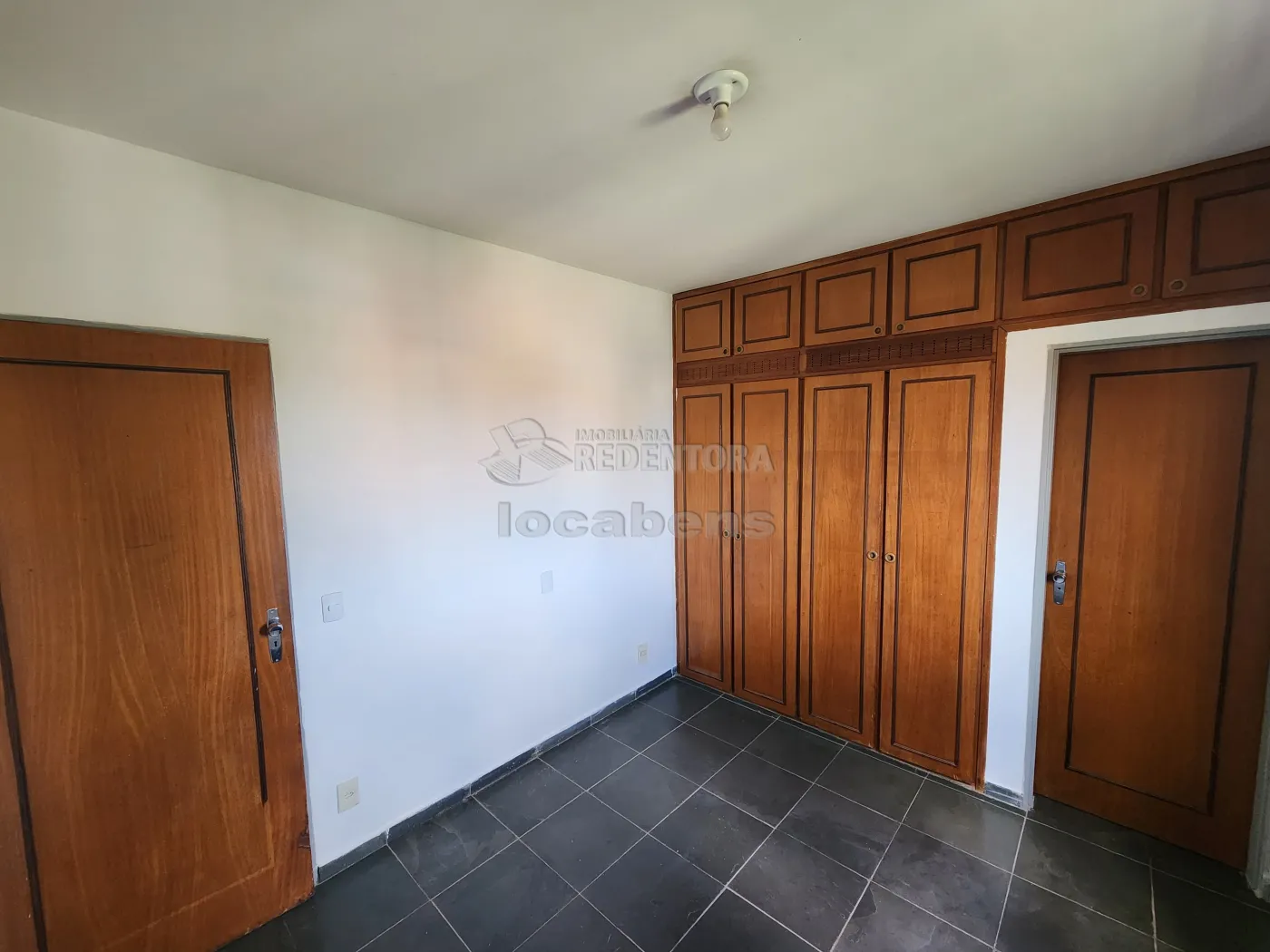 Alugar Apartamento / Padrão em São José do Rio Preto R$ 1.300,00 - Foto 10