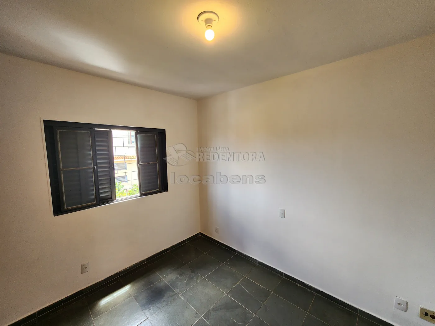 Alugar Apartamento / Padrão em São José do Rio Preto R$ 1.300,00 - Foto 12