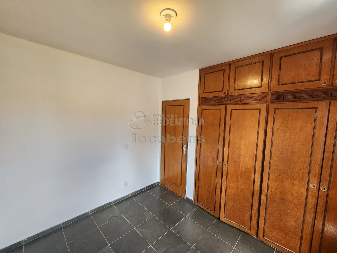 Alugar Apartamento / Padrão em São José do Rio Preto R$ 1.300,00 - Foto 13