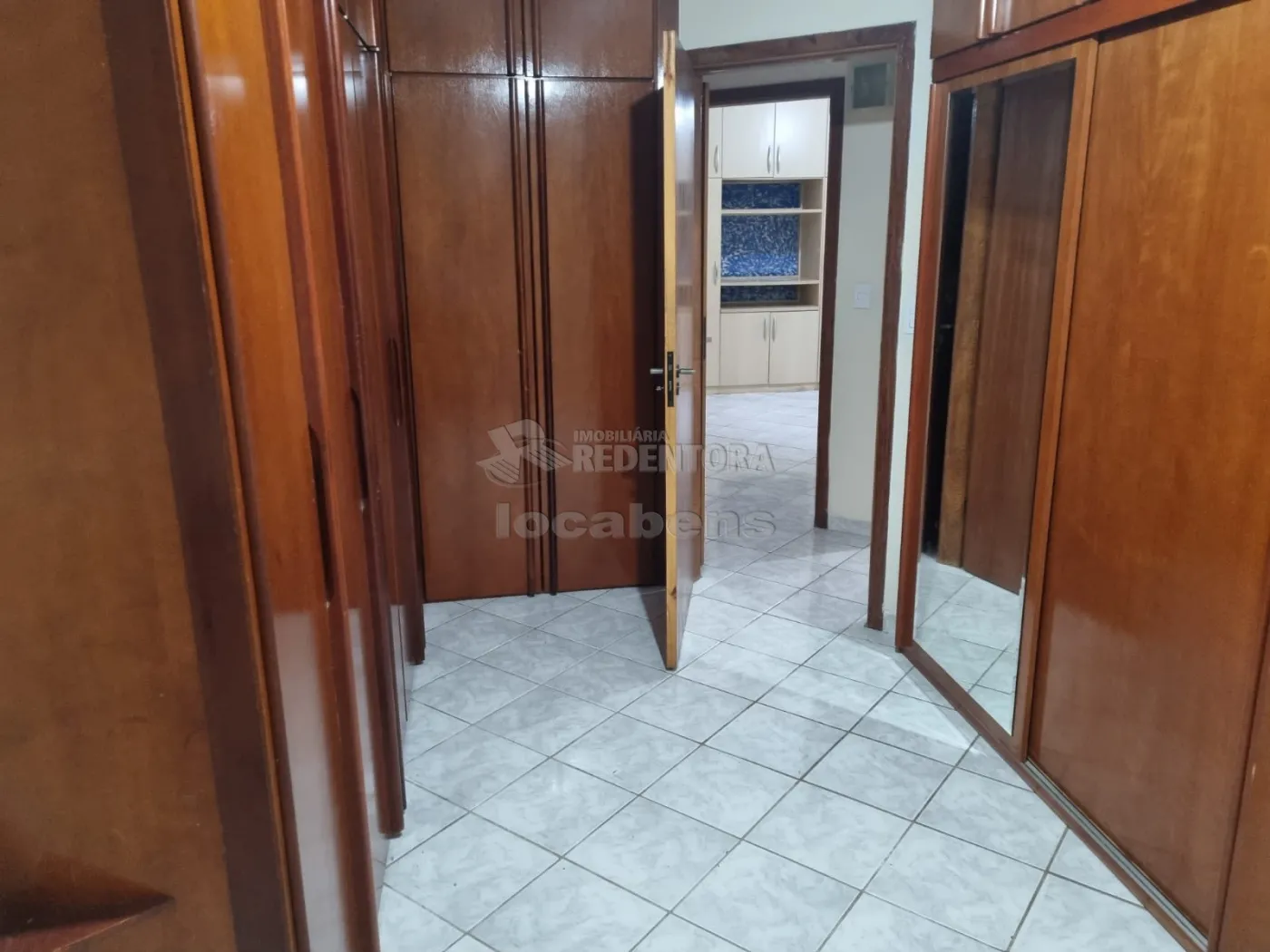 Alugar Casa / Padrão em São José do Rio Preto R$ 1.700,00 - Foto 6