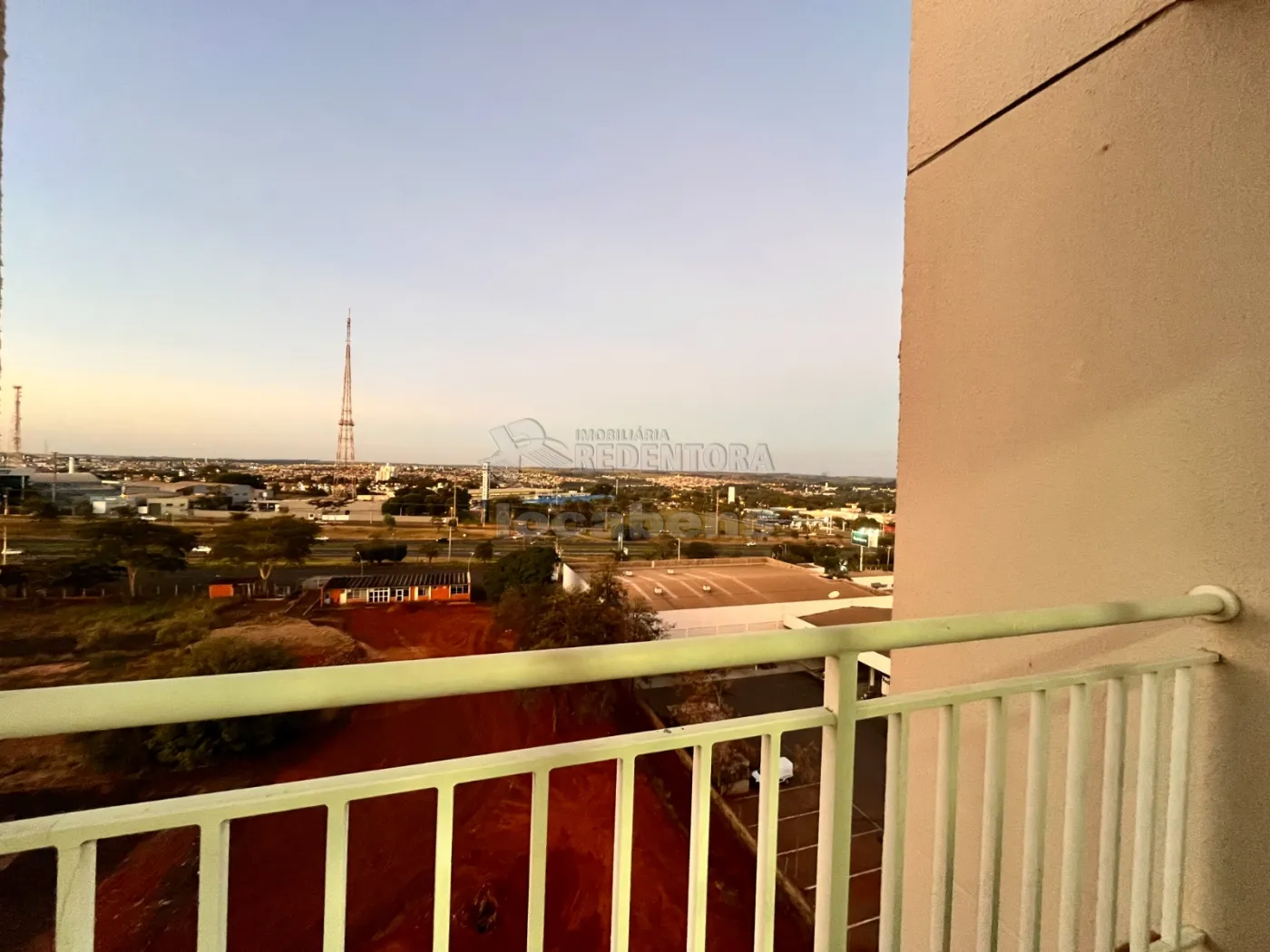 Alugar Apartamento / Padrão em São José do Rio Preto R$ 1.700,00 - Foto 4