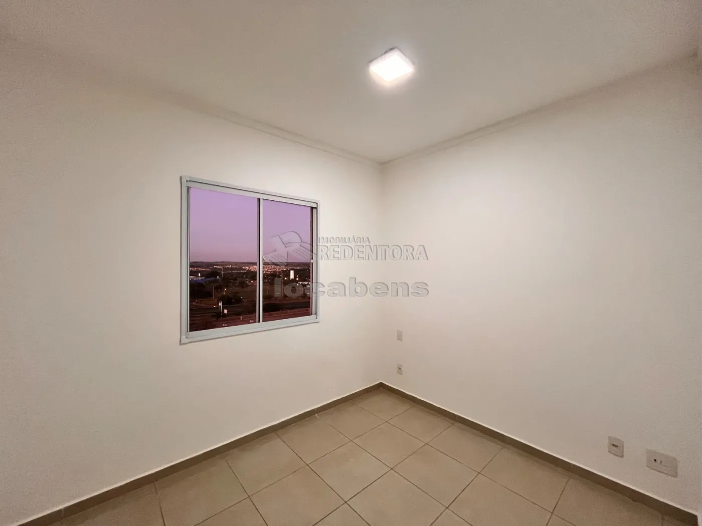 Alugar Apartamento / Padrão em São José do Rio Preto R$ 1.700,00 - Foto 6