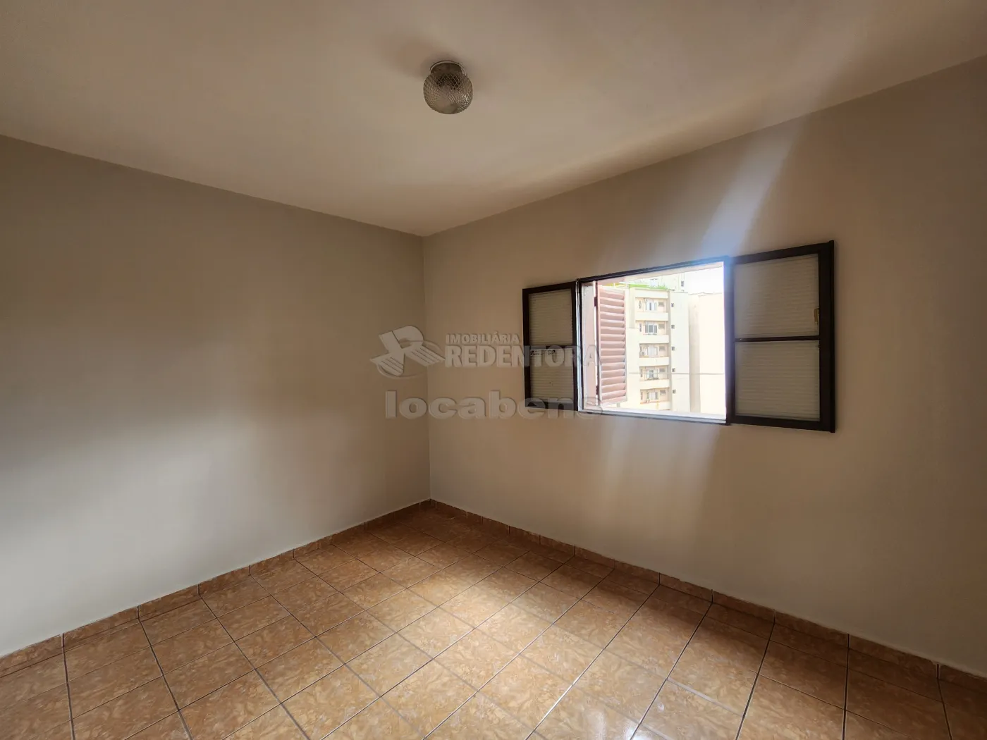 Apartamento para alugar com 3 quartos, 119m² - Foto 11