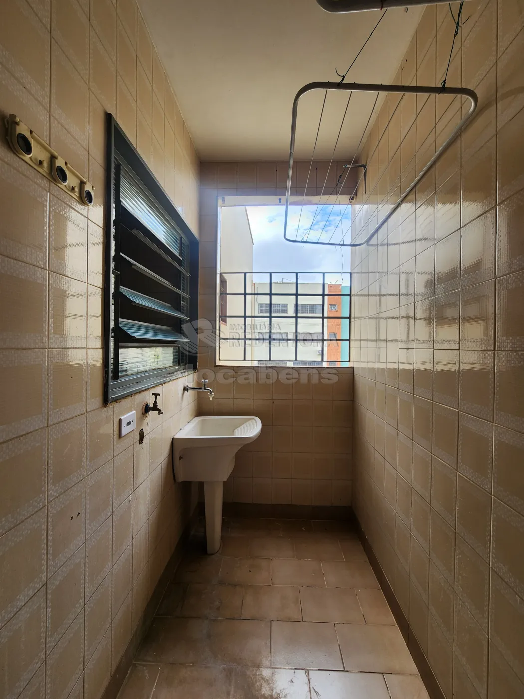 Apartamento para alugar com 3 quartos, 119m² - Foto 13