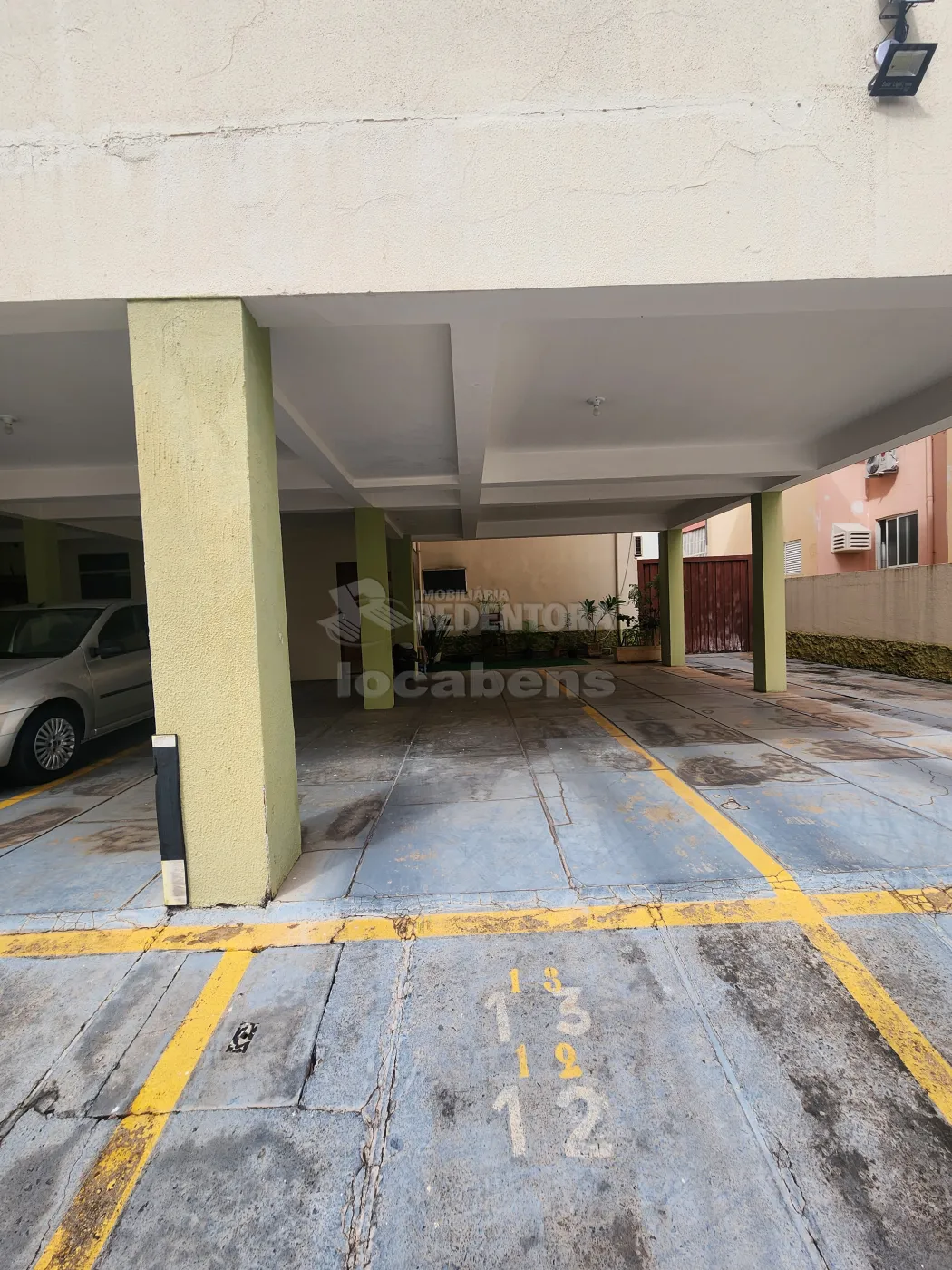 Apartamento para alugar com 3 quartos, 119m² - Foto 15
