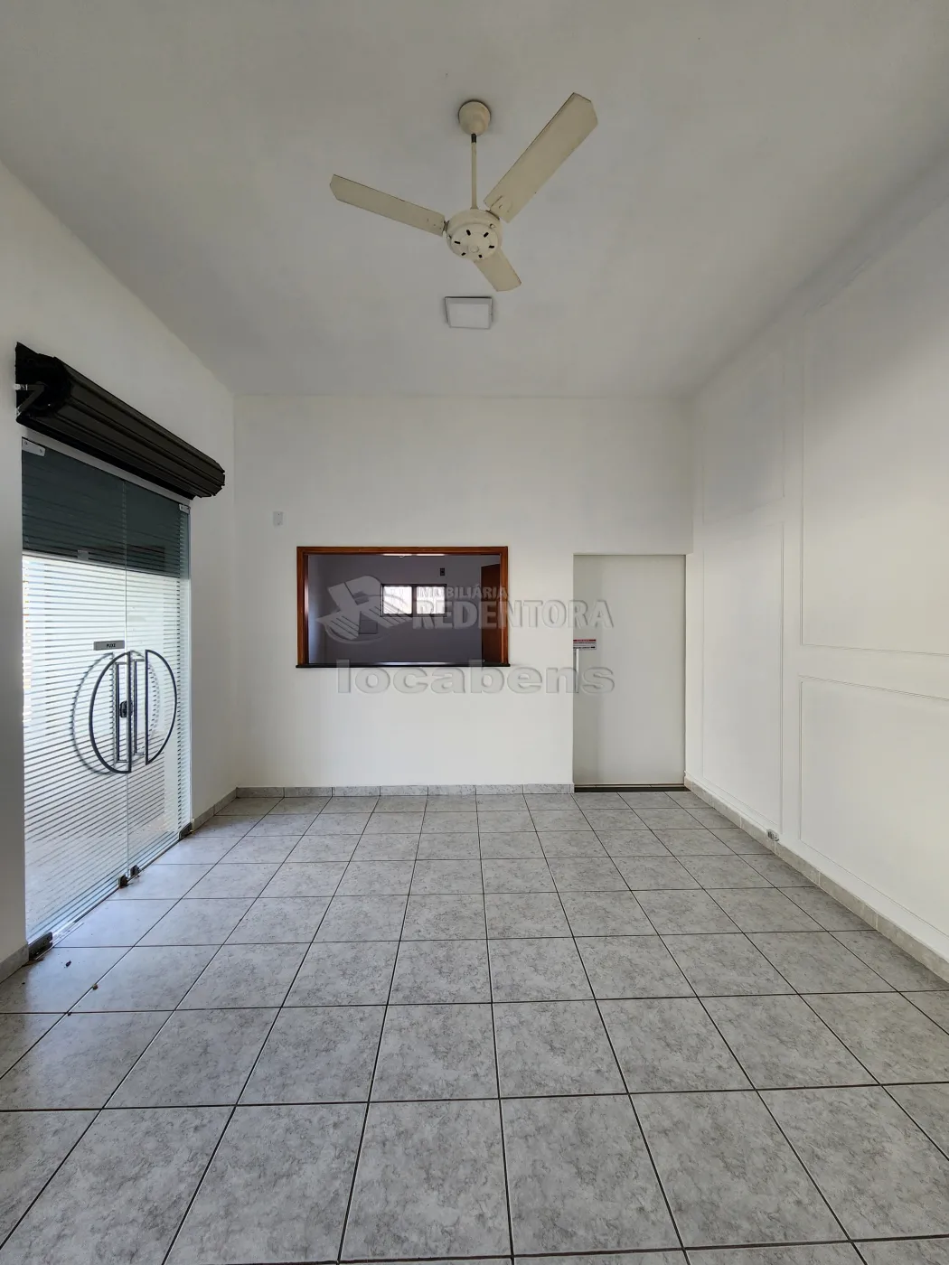 Alugar Comercial / Salão em São José do Rio Preto R$ 2.200,00 - Foto 2