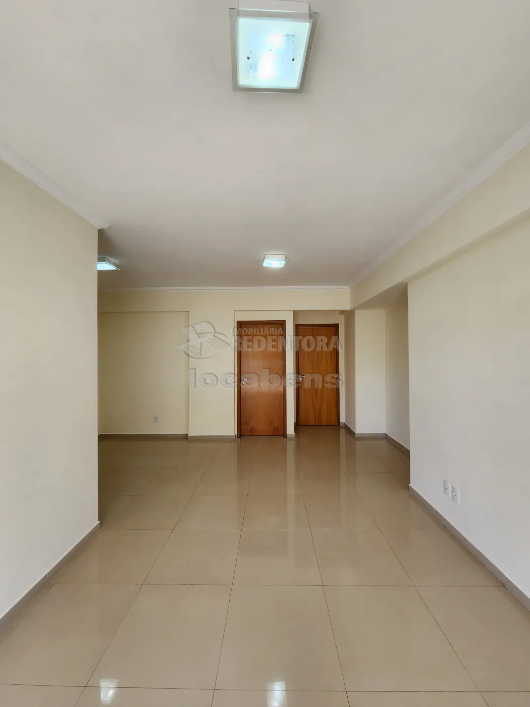 Alugar Apartamento / Padrão em São José do Rio Preto R$ 2.000,00 - Foto 2