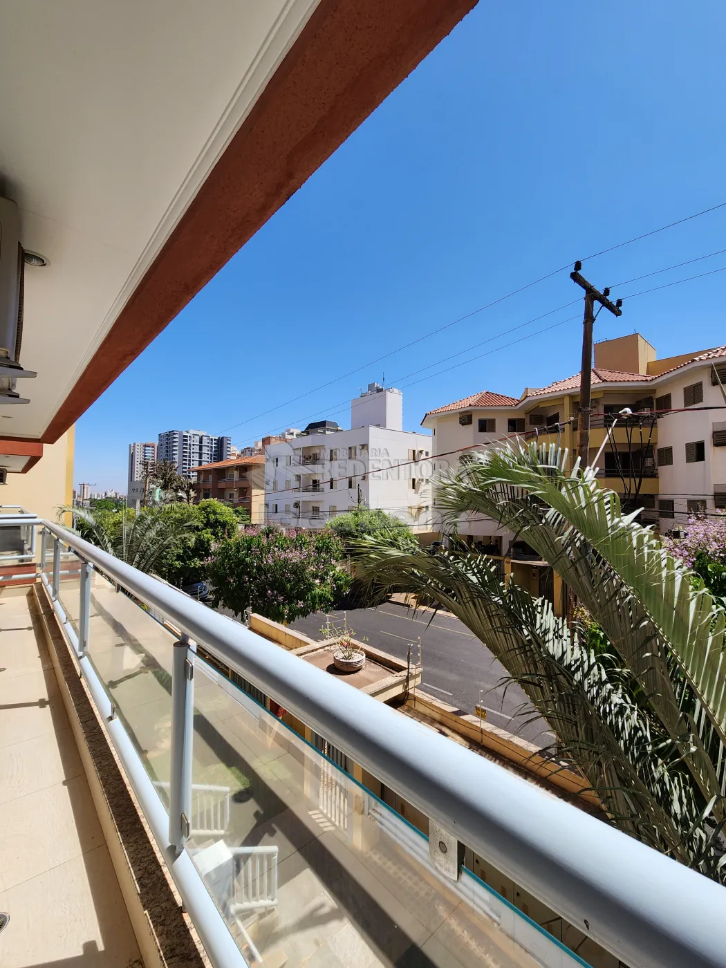 Alugar Apartamento / Padrão em São José do Rio Preto R$ 2.000,00 - Foto 8