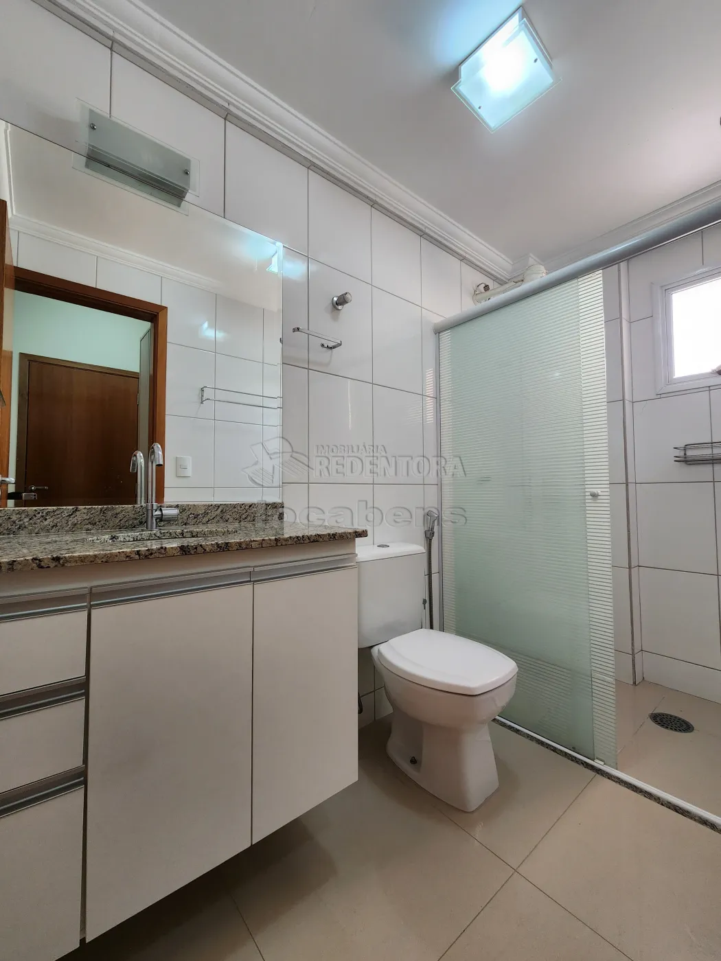 Alugar Apartamento / Padrão em São José do Rio Preto R$ 2.000,00 - Foto 9