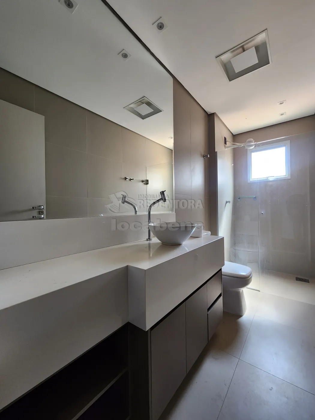 Alugar Apartamento / Padrão em São José do Rio Preto R$ 2.000,00 - Foto 8