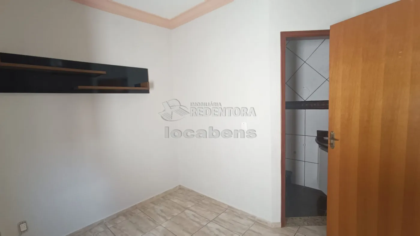 Apartamento para alugar com 3 quartos, 73m² - Foto 2