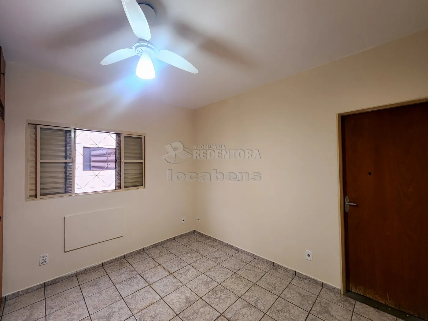 Apartamento para alugar com 3 quartos, 152m² - Foto 11