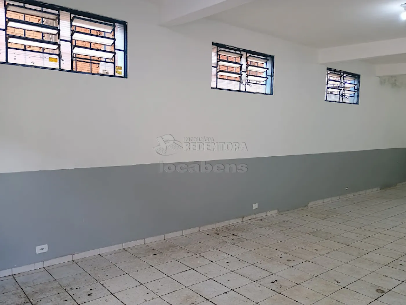 Depósito-Galpão-Armazém para alugar, 120m² - Foto 2