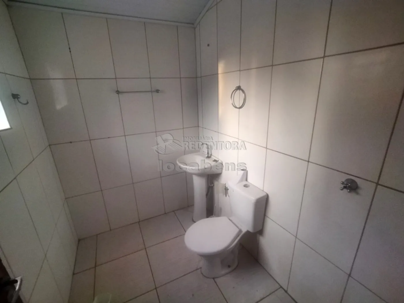 Alugar Casa / Padrão em São José do Rio Preto R$ 1.250,00 - Foto 14