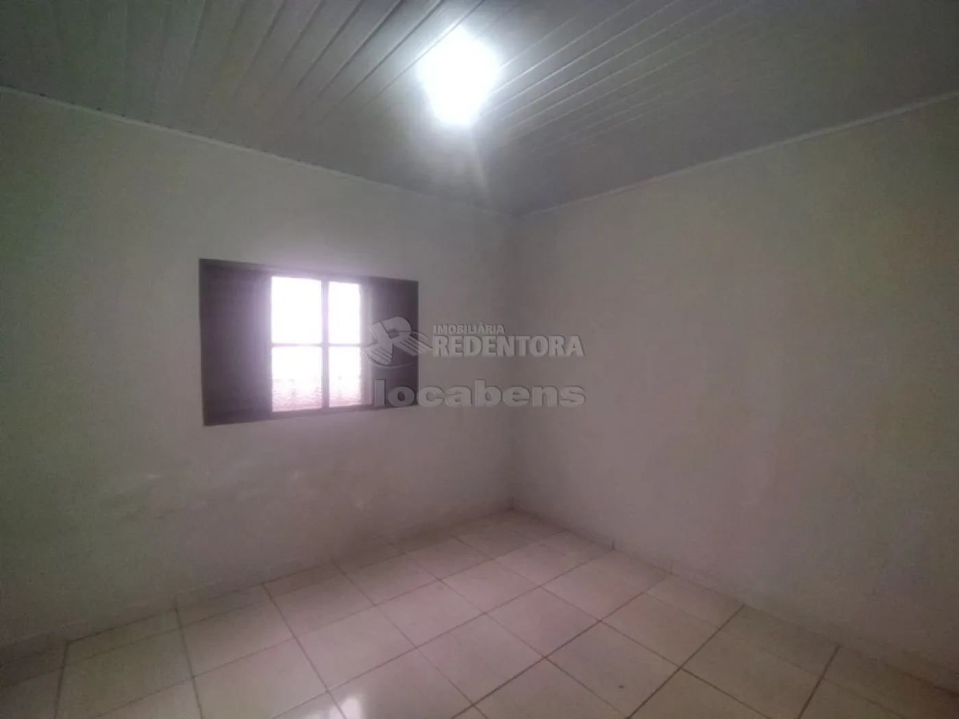 Alugar Casa / Padrão em São José do Rio Preto R$ 1.250,00 - Foto 10