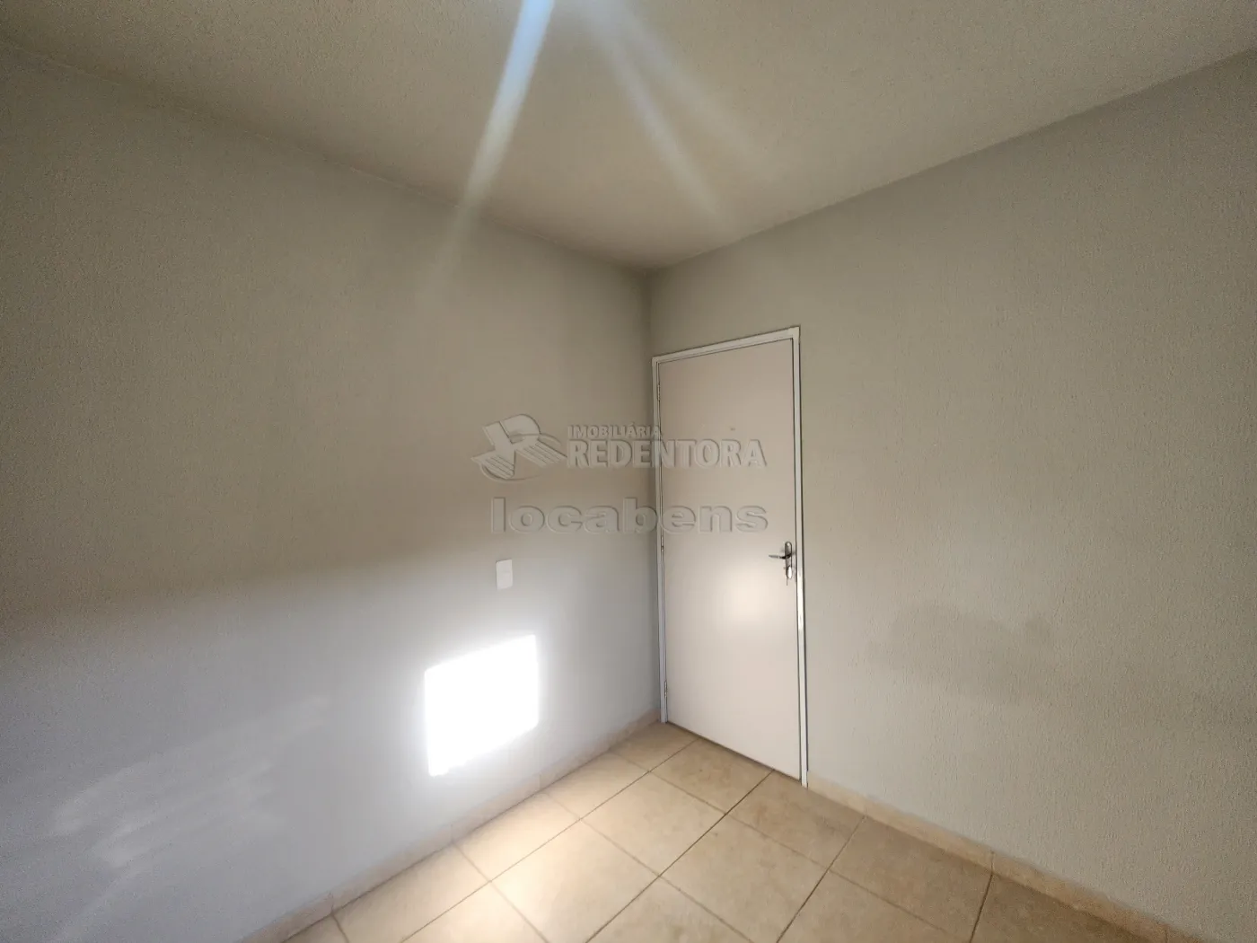 Casa para alugar com 2 quartos, 49m² - Foto 8