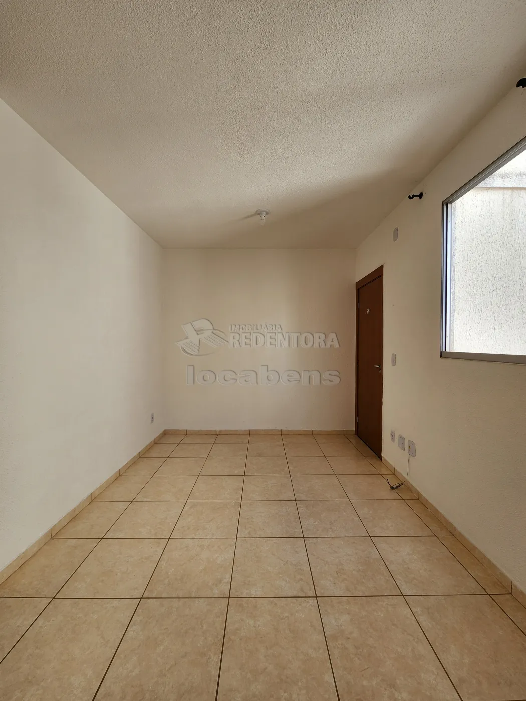 Alugar Apartamento / Padrão em São José do Rio Preto R$ 880,00 - Foto 2