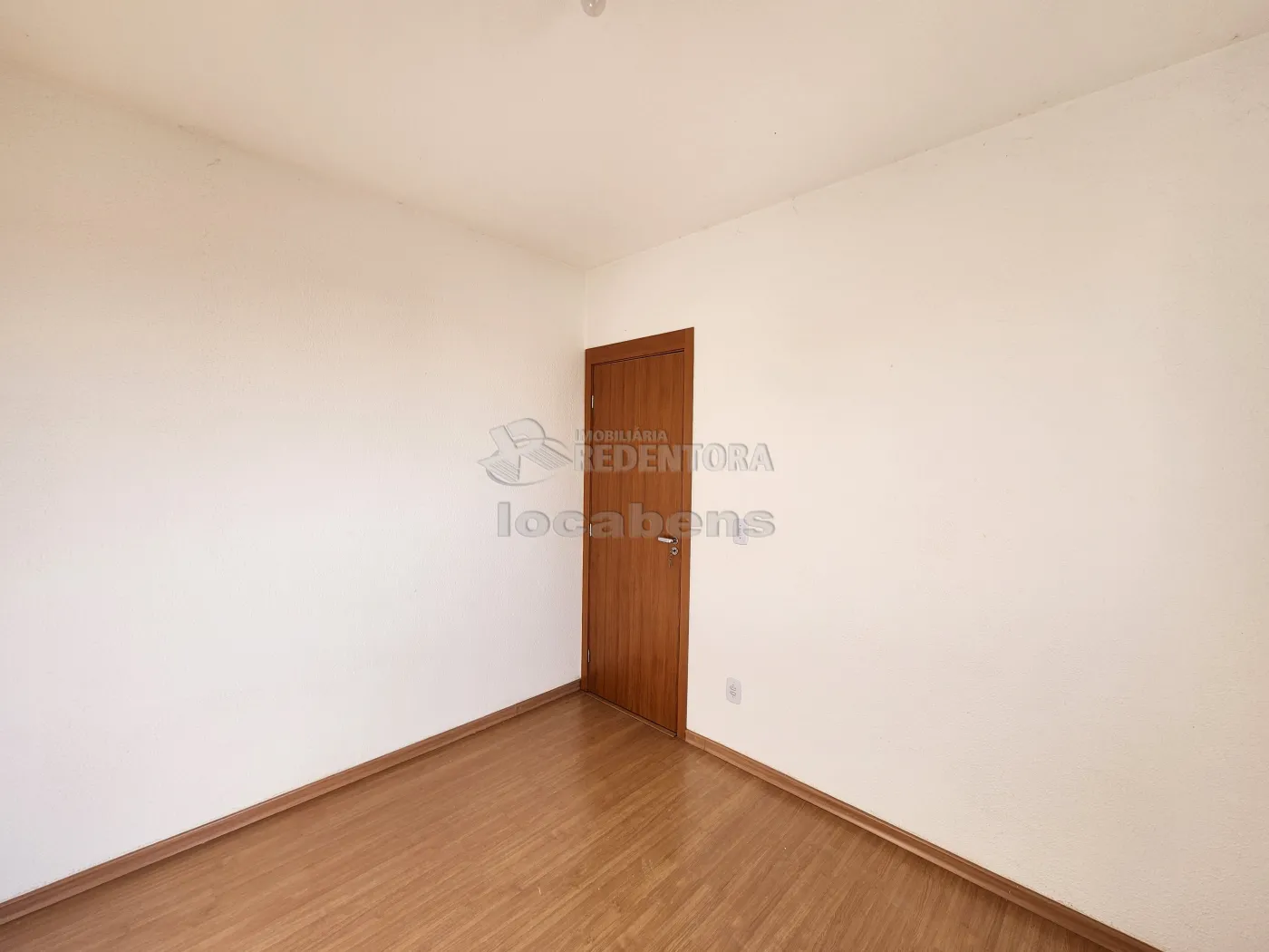 Alugar Apartamento / Padrão em São José do Rio Preto R$ 880,00 - Foto 6