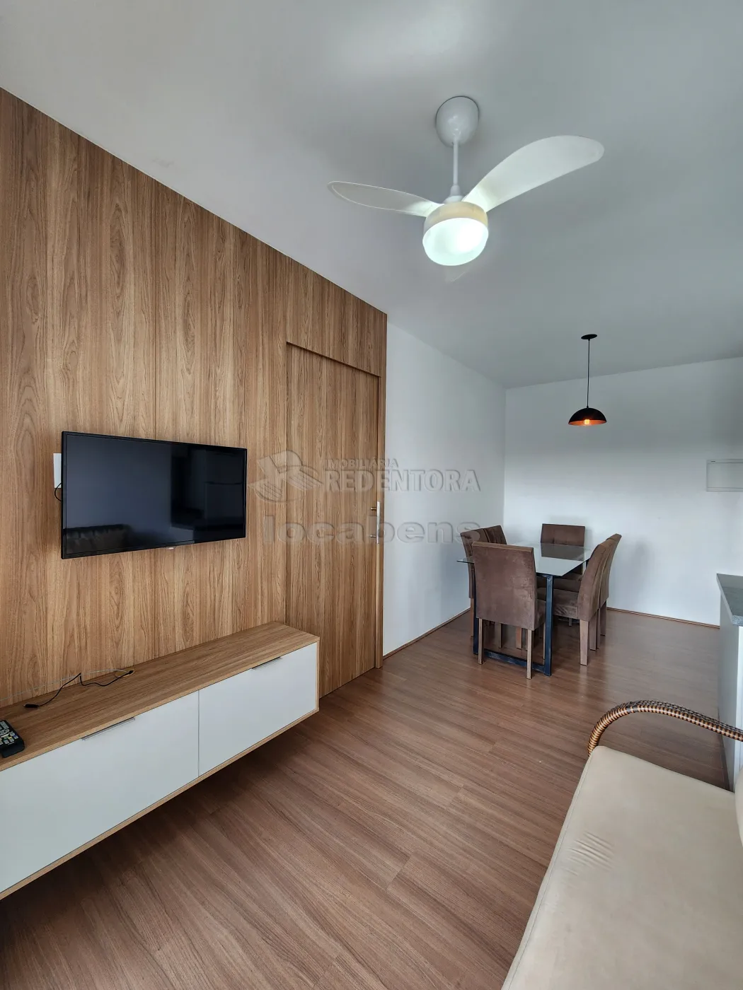 Apartamento para alugar com 2 quartos, 55m² - Foto 3