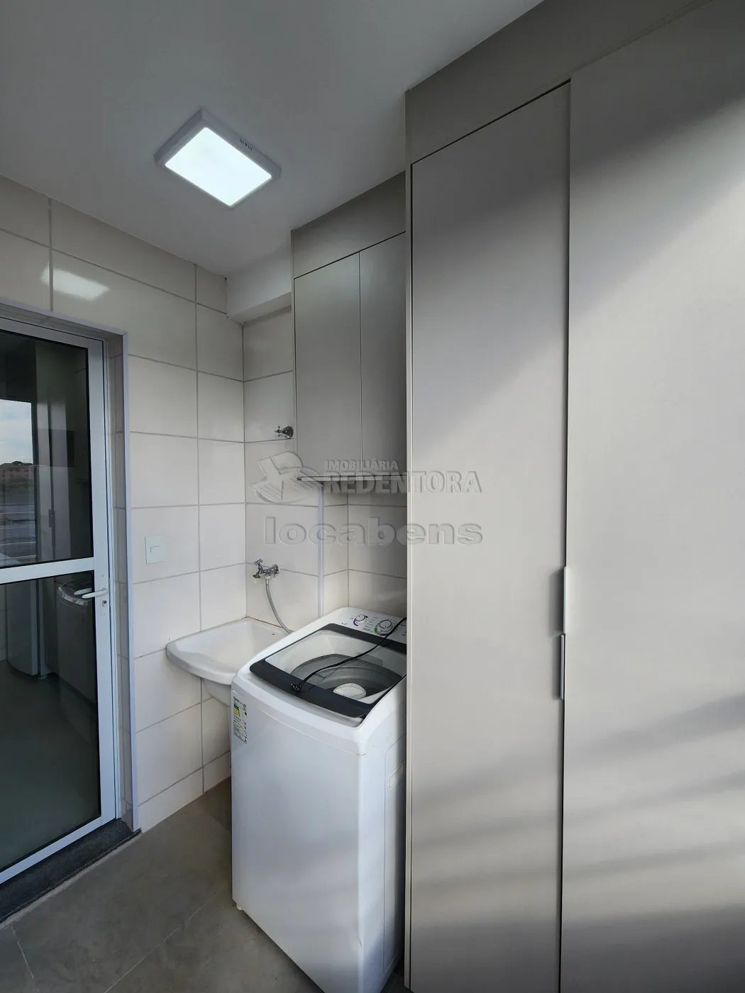Apartamento para alugar com 2 quartos, 55m² - Foto 11