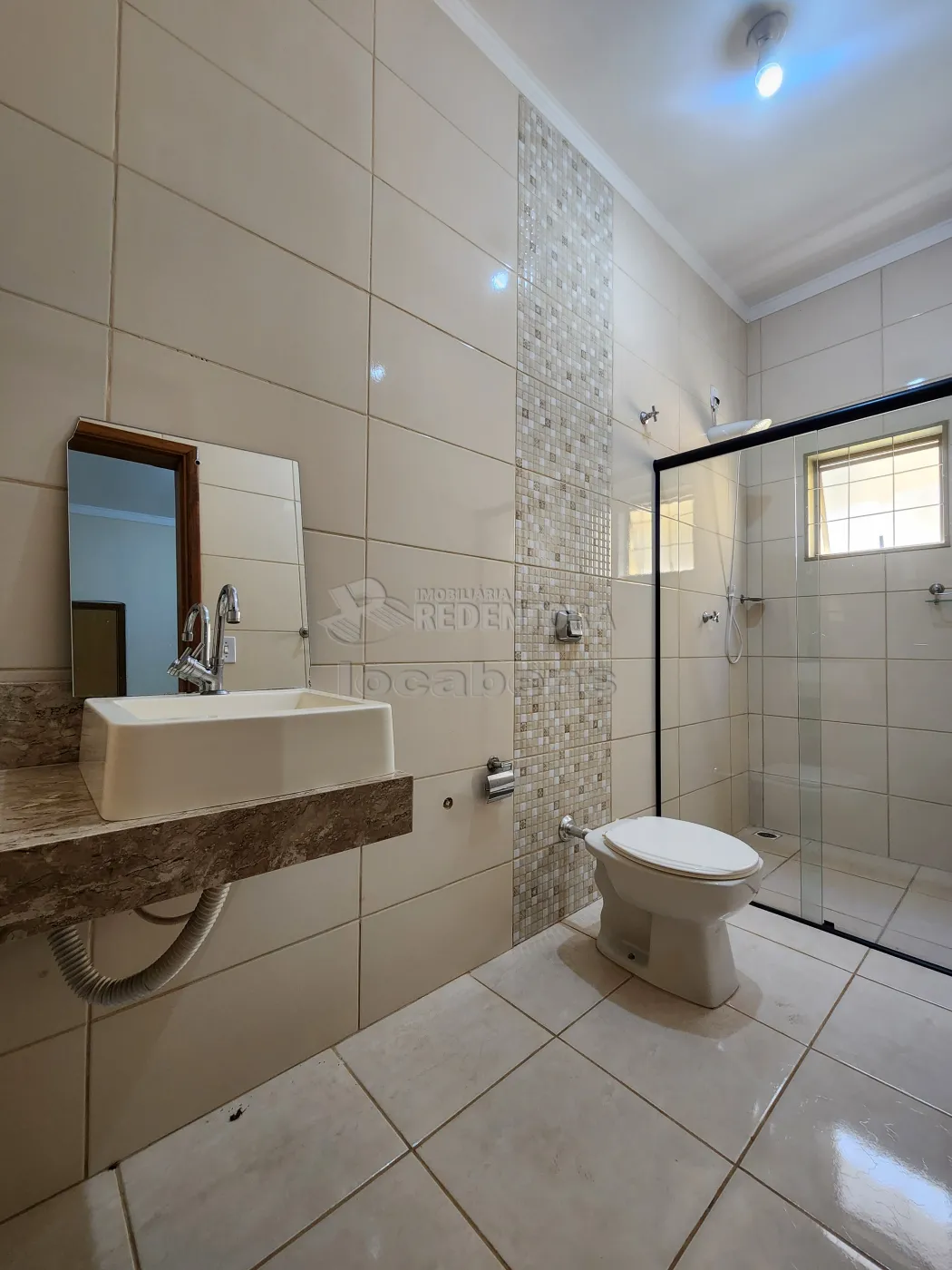 Alugar Casa / Padrão em São José do Rio Preto R$ 1.600,00 - Foto 7