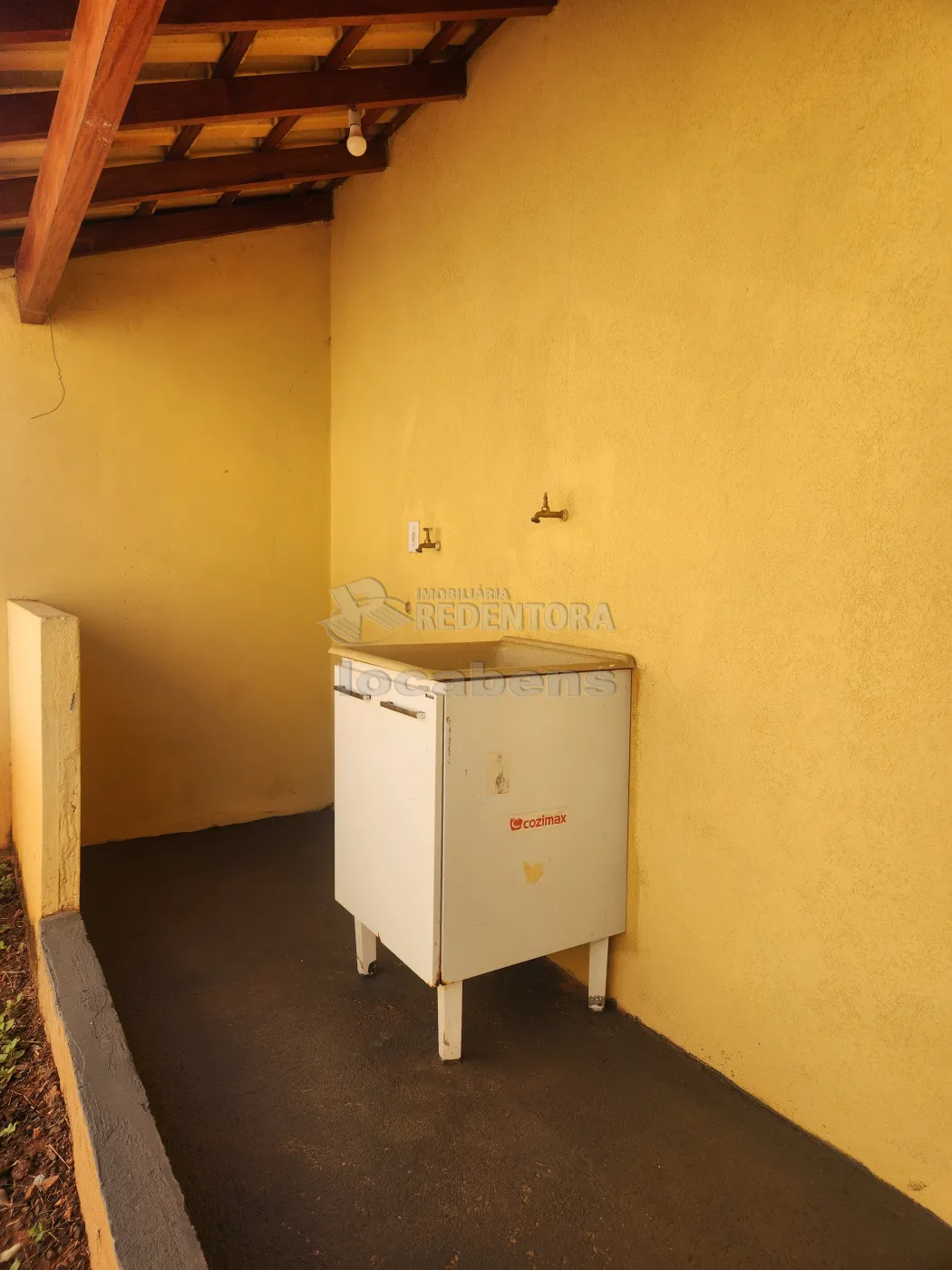 Alugar Casa / Padrão em São José do Rio Preto R$ 1.600,00 - Foto 11