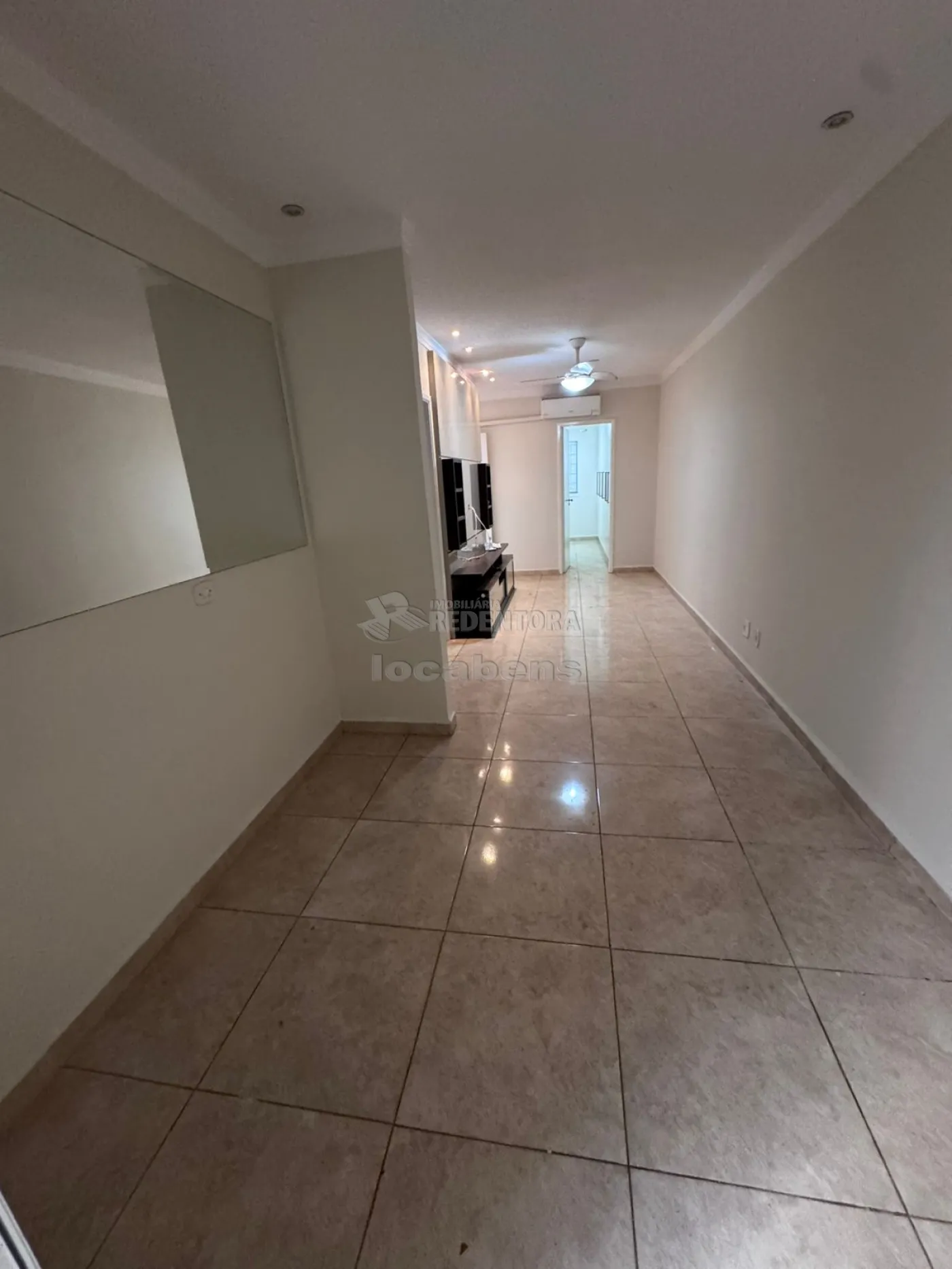 Alugar Casa / Condomínio em São José do Rio Preto R$ 2.500,00 - Foto 3