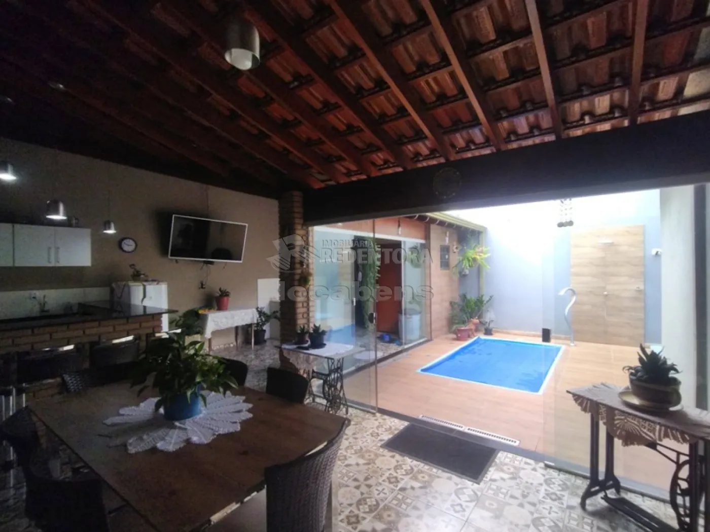 Casa à venda com 2 quartos, 140m² - Foto 16