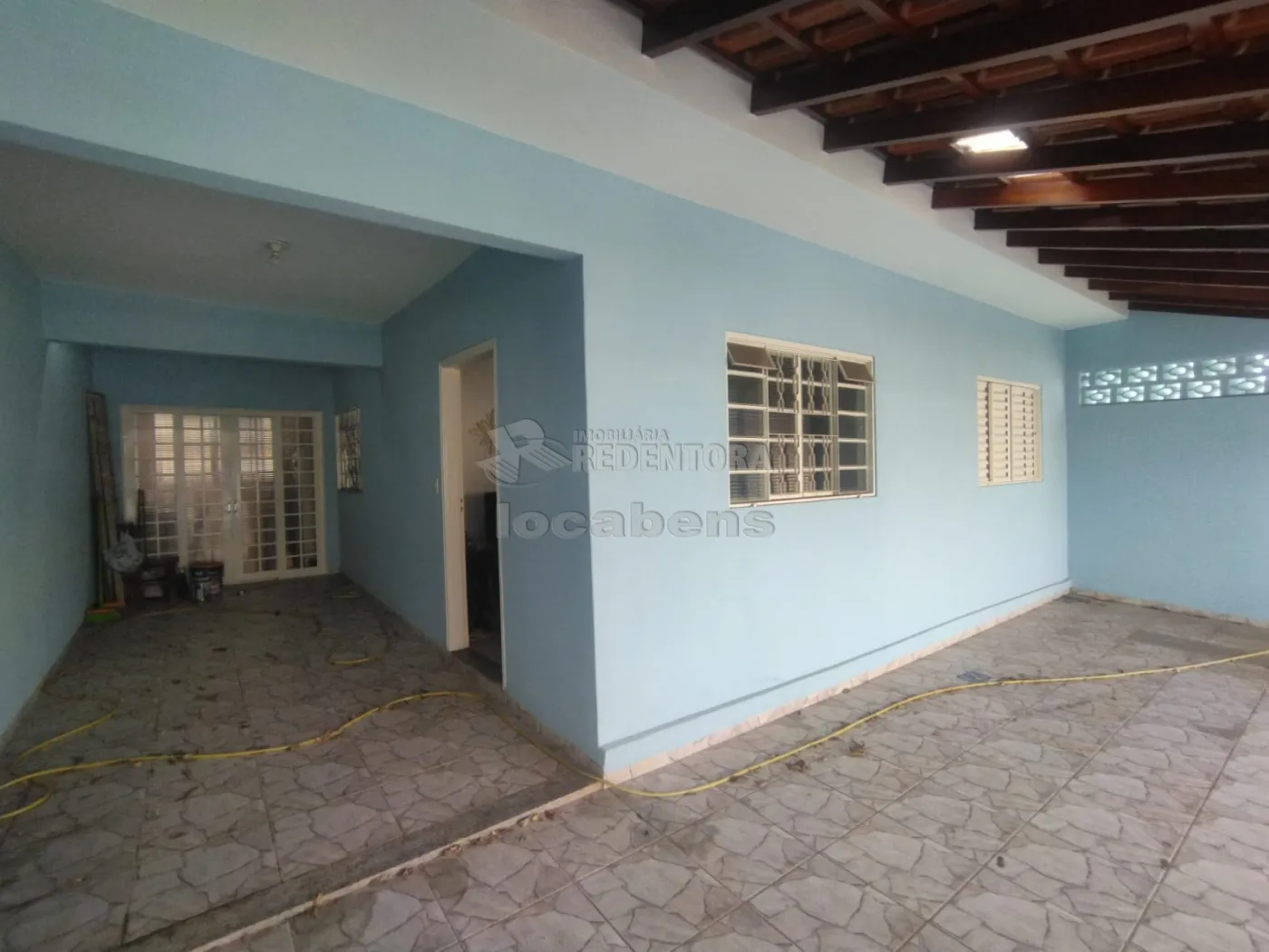 Casa à venda com 4 quartos, 160m² - Foto 3