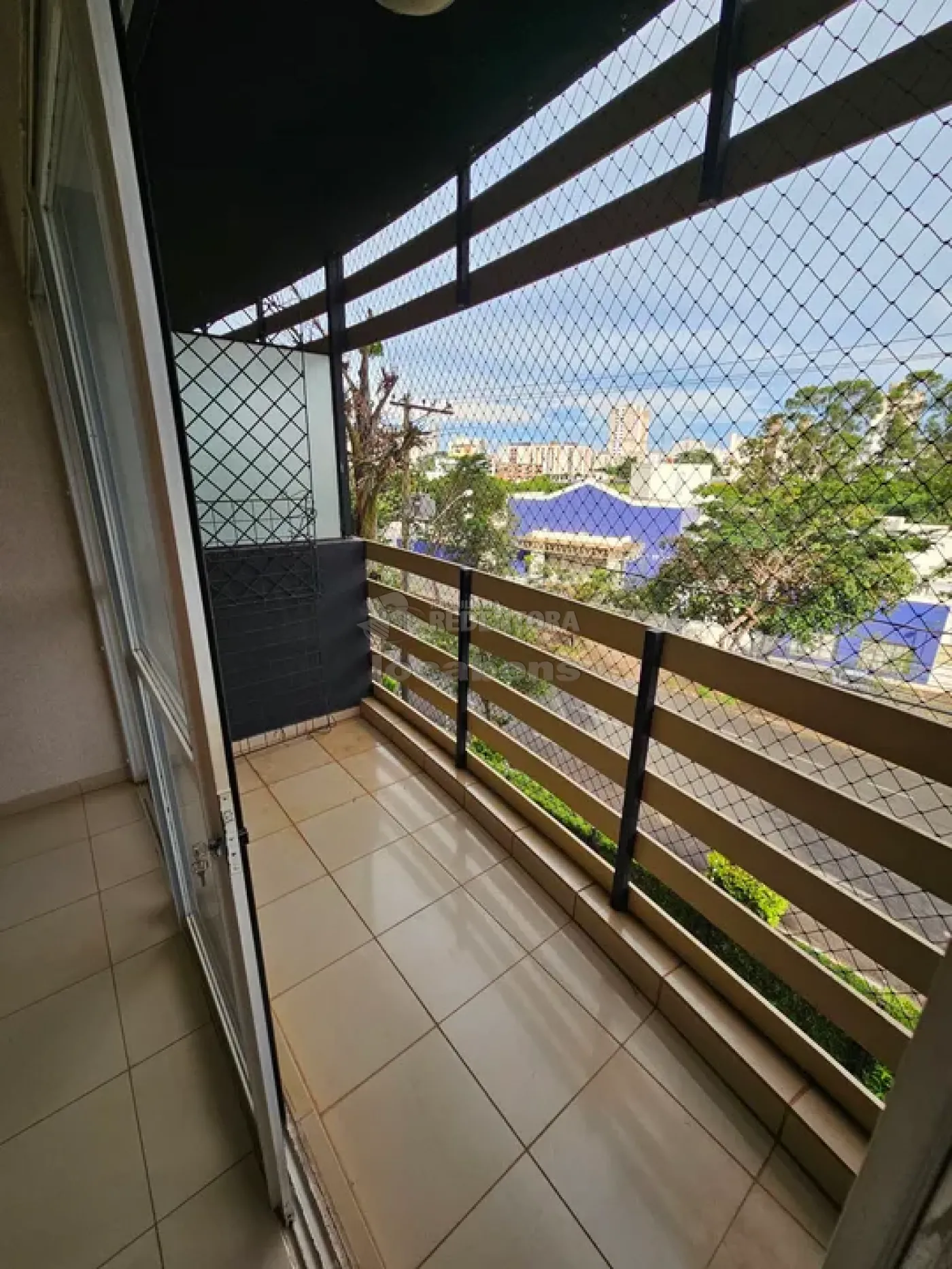 Apartamento para alugar com 2 quartos, 137m² - Foto 11
