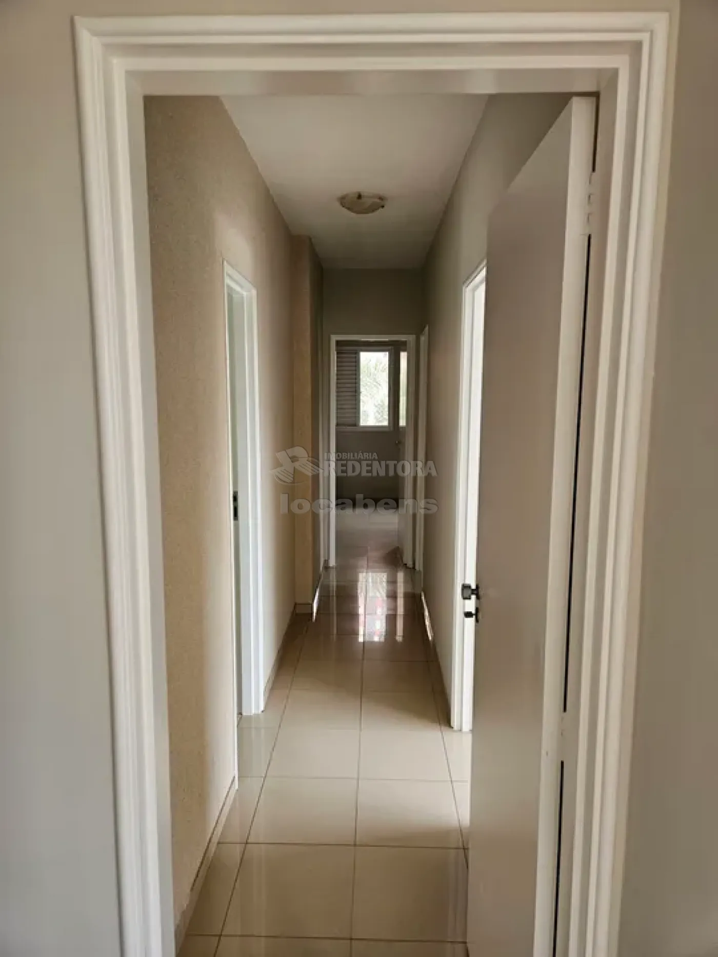 Apartamento para alugar com 2 quartos, 137m² - Foto 10