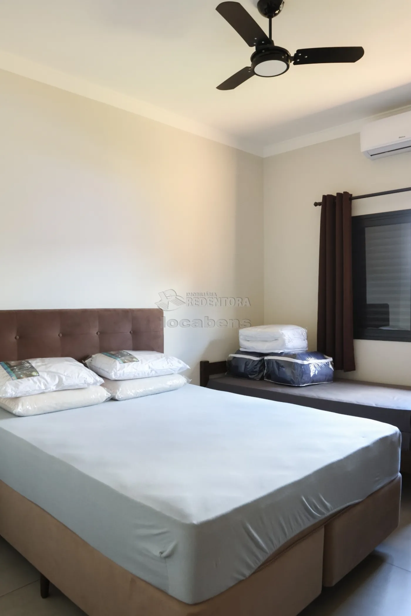 Chácara à venda com 6 quartos, 297m² - Foto 17