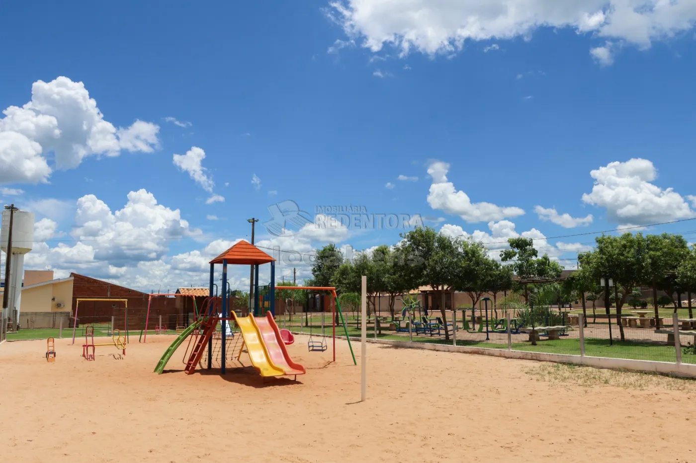 Chácara à venda com 6 quartos, 297m² - Foto 32