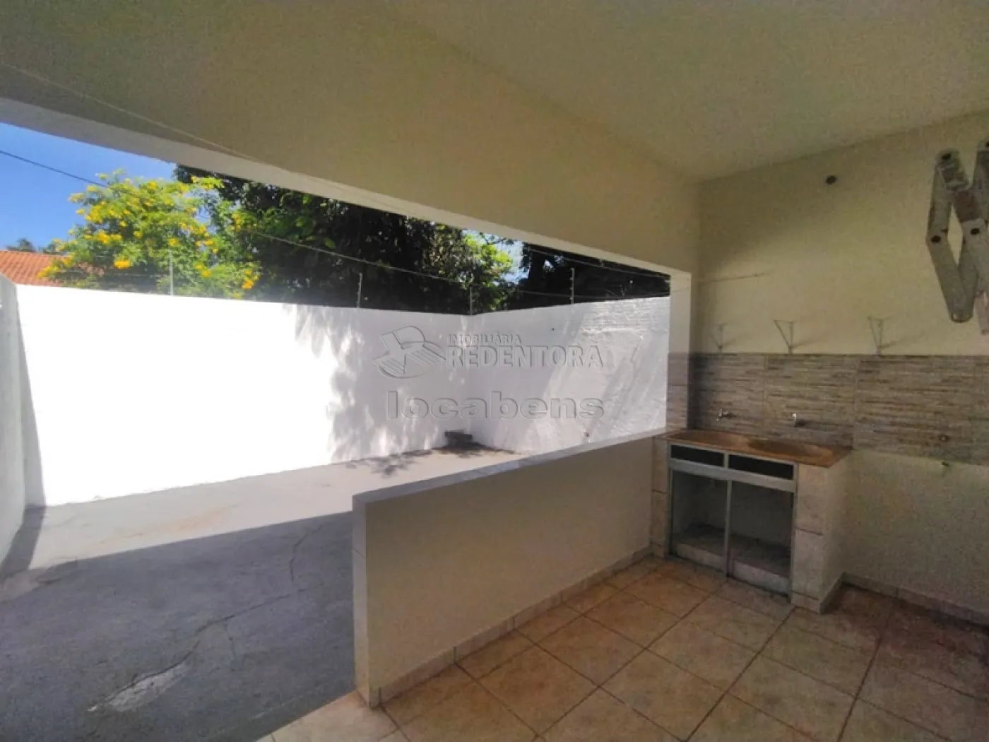 Casa para alugar com 3 quartos, 180m² - Foto 17